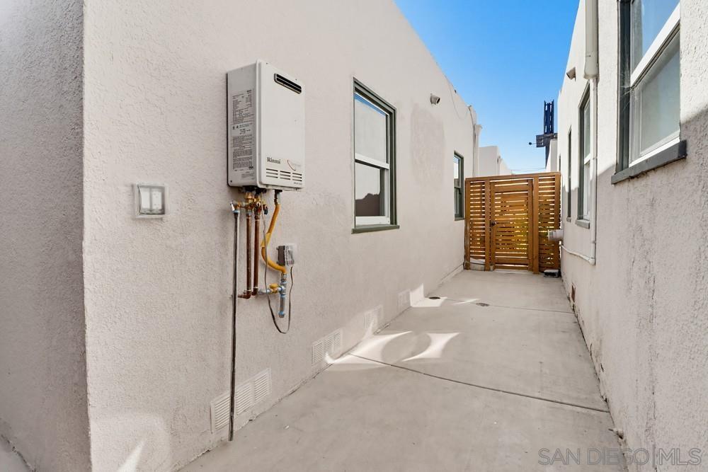 Detail Gallery Image 31 of 37 For 4722  Oregon Street, San Diego,  CA 92116 - 2 Beds | 1 Baths