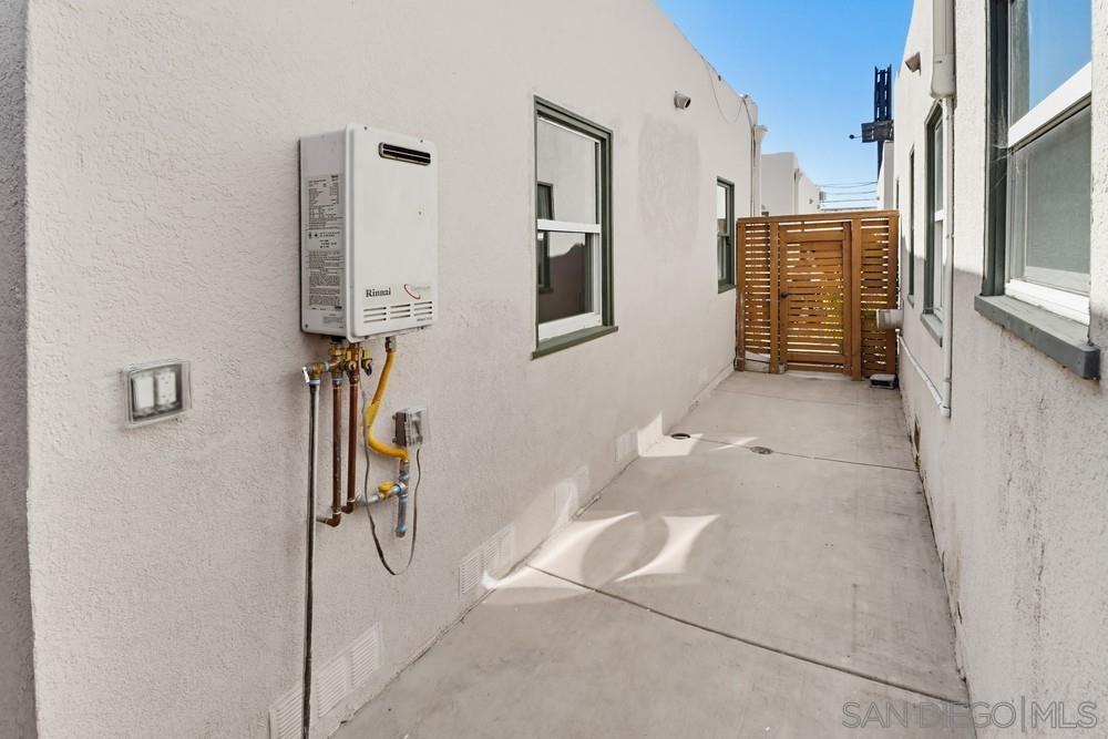 Detail Gallery Image 33 of 37 For 4722  Oregon Street, San Diego,  CA 92116 - 2 Beds | 1 Baths