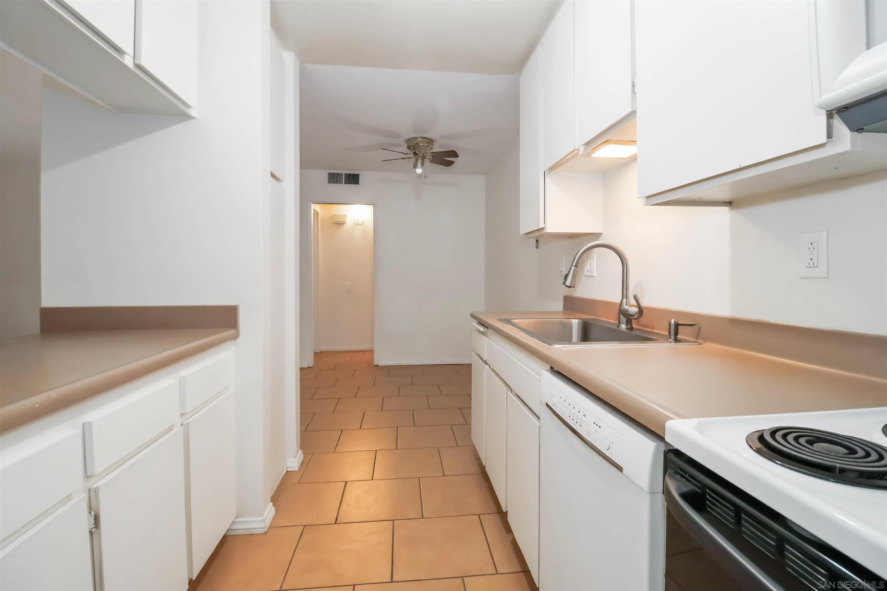 Detail Gallery Image 19 of 30 For 5700  Baltimore Dr, La Mesa,  CA 91942 - 1 Beds | 1 Baths