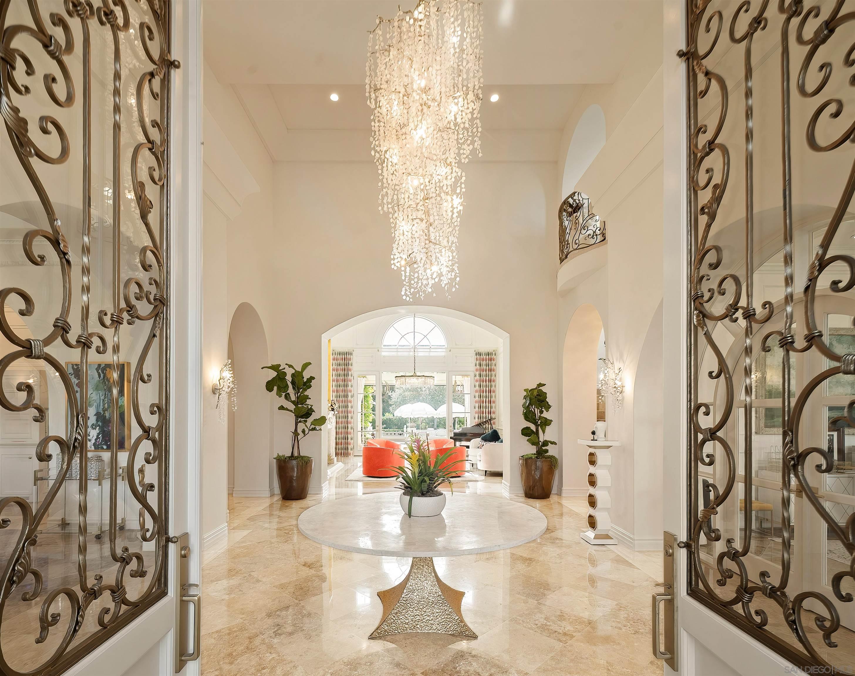 Detail Gallery Image 14 of 30 For 6709  Calle Ponte Bella, Rancho Santa Fe,  CA 92091 - 6 Beds | 7/1 Baths