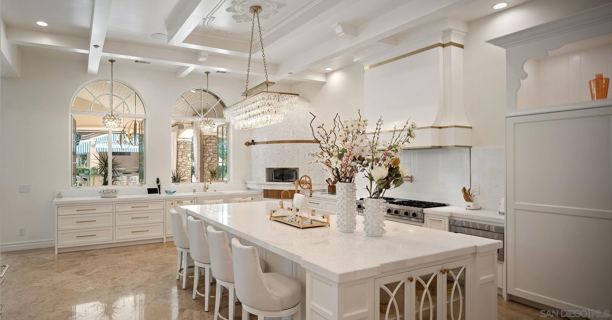 Detail Gallery Image 16 of 30 For 6709  Calle Ponte Bella, Rancho Santa Fe,  CA 92091 - 6 Beds | 7/1 Baths