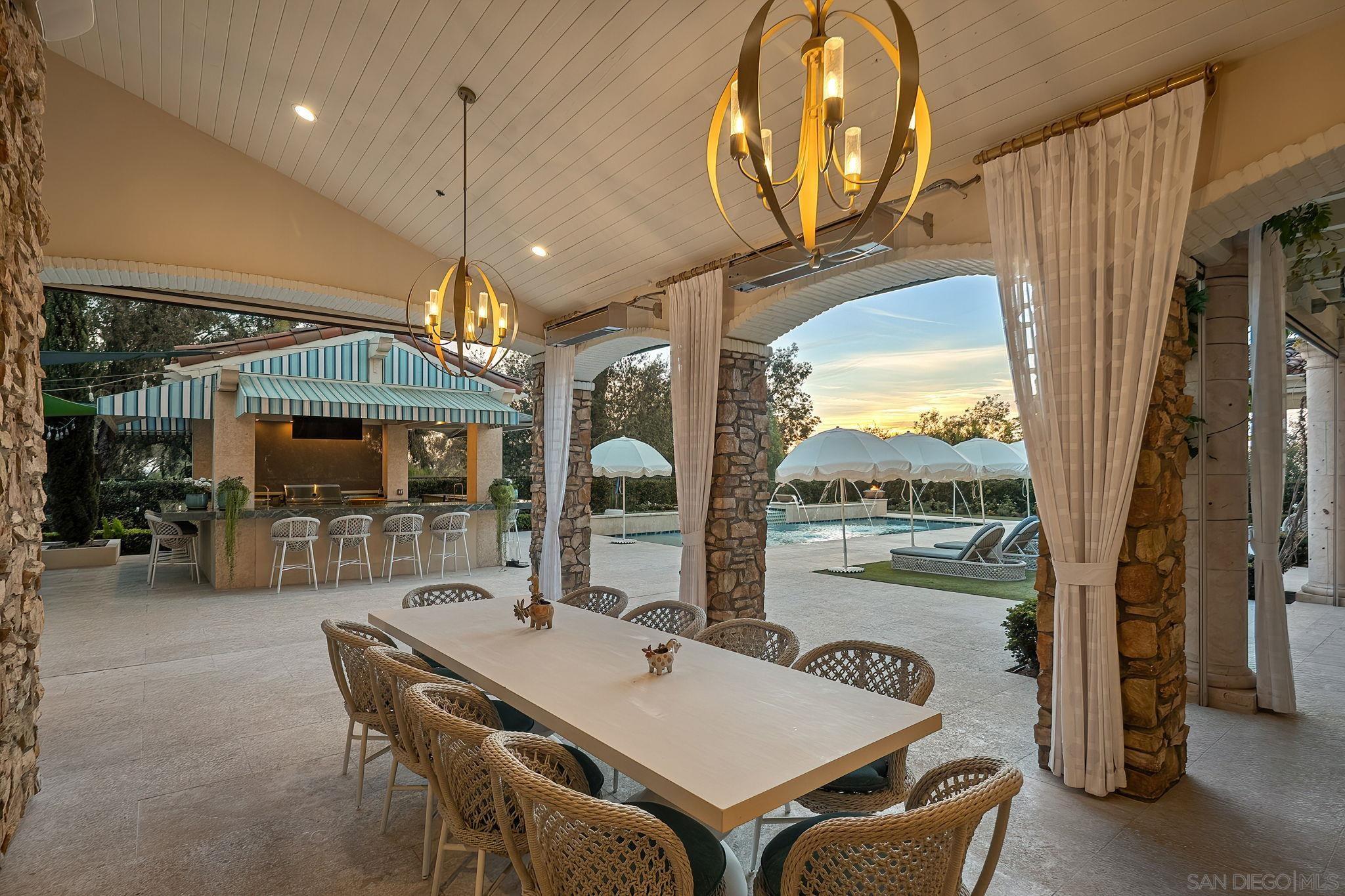 Detail Gallery Image 23 of 30 For 6709  Calle Ponte Bella, Rancho Santa Fe,  CA 92091 - 6 Beds | 7/1 Baths