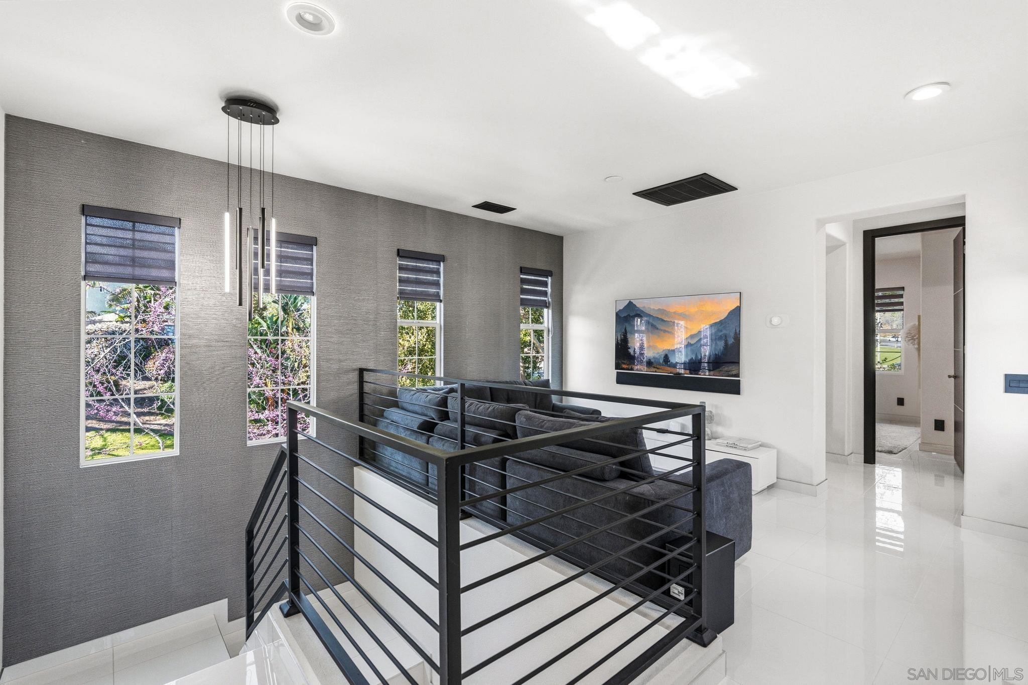 Detail Gallery Image 15 of 41 For 3410  Filoli Cir, Carlsbad,  CA 92009 - 3 Beds | 3/1 Baths