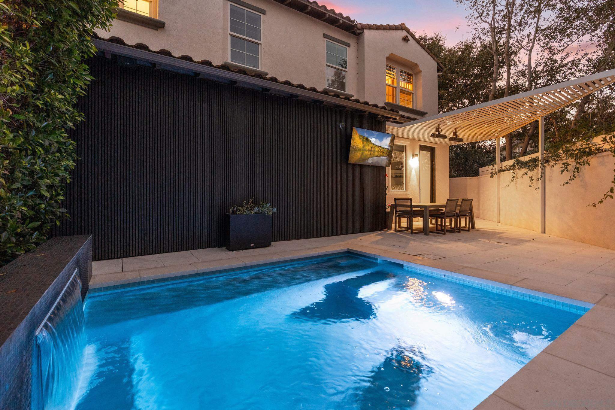 Detail Gallery Image 35 of 41 For 3410  Filoli Cir, Carlsbad,  CA 92009 - 3 Beds | 3/1 Baths