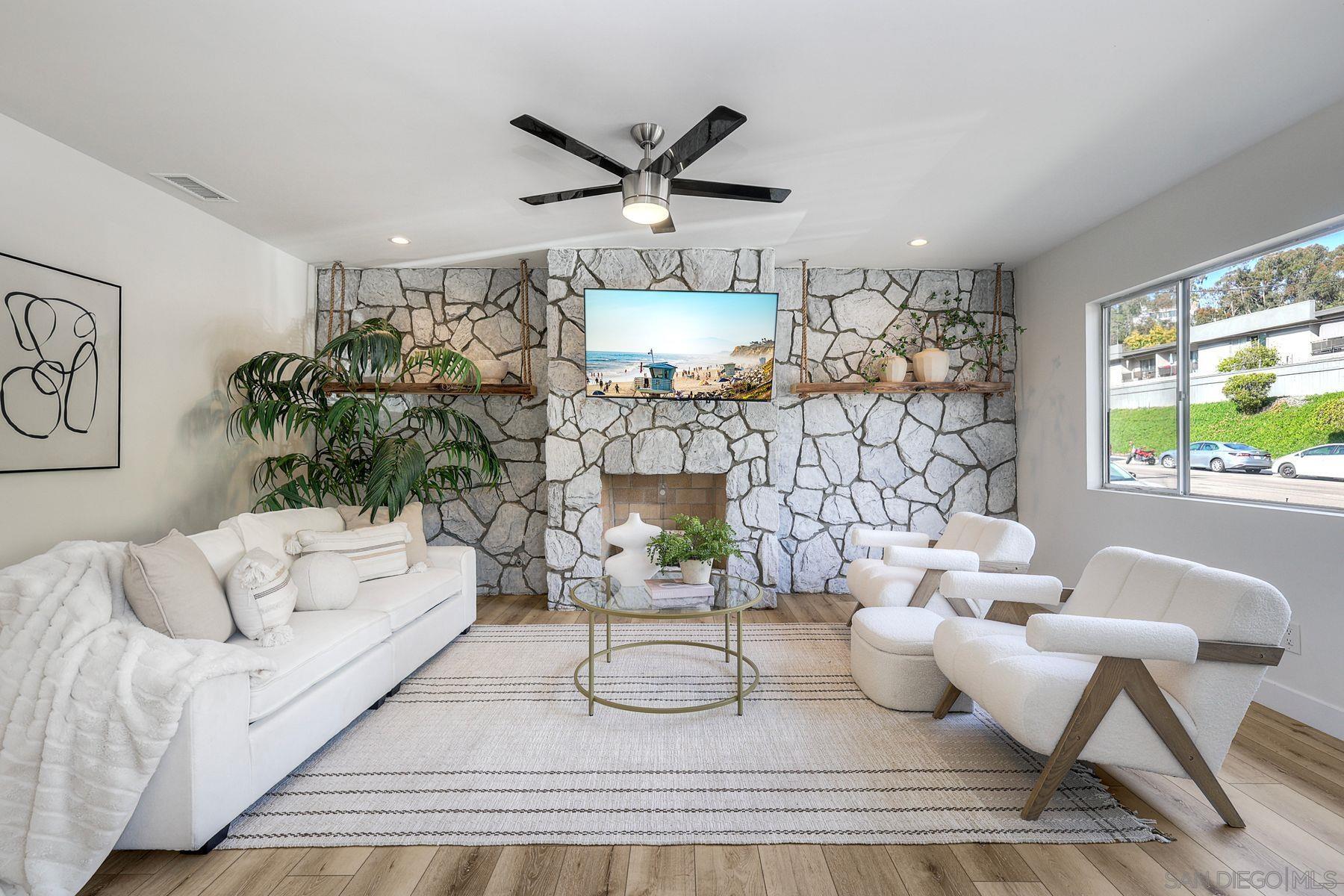 Detail Gallery Image 5 of 30 For 3476  Reynard Way, San Diego,  CA 92103 - 3 Beds | 2 Baths