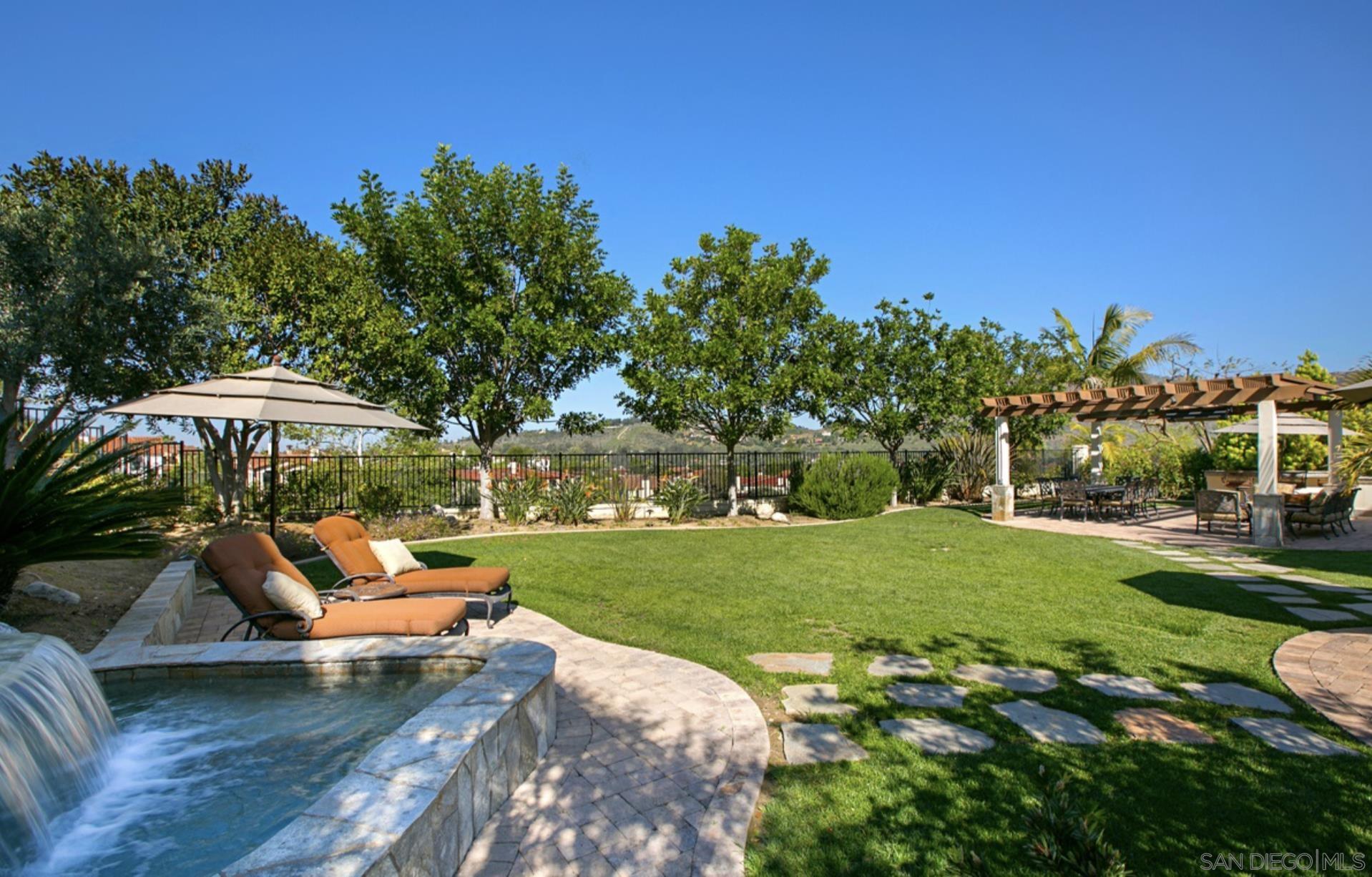 Detail Gallery Image 17 of 18 For 8181  Lamour Ln, San Diego,  CA 92127 - 3 Beds | 3/1 Baths