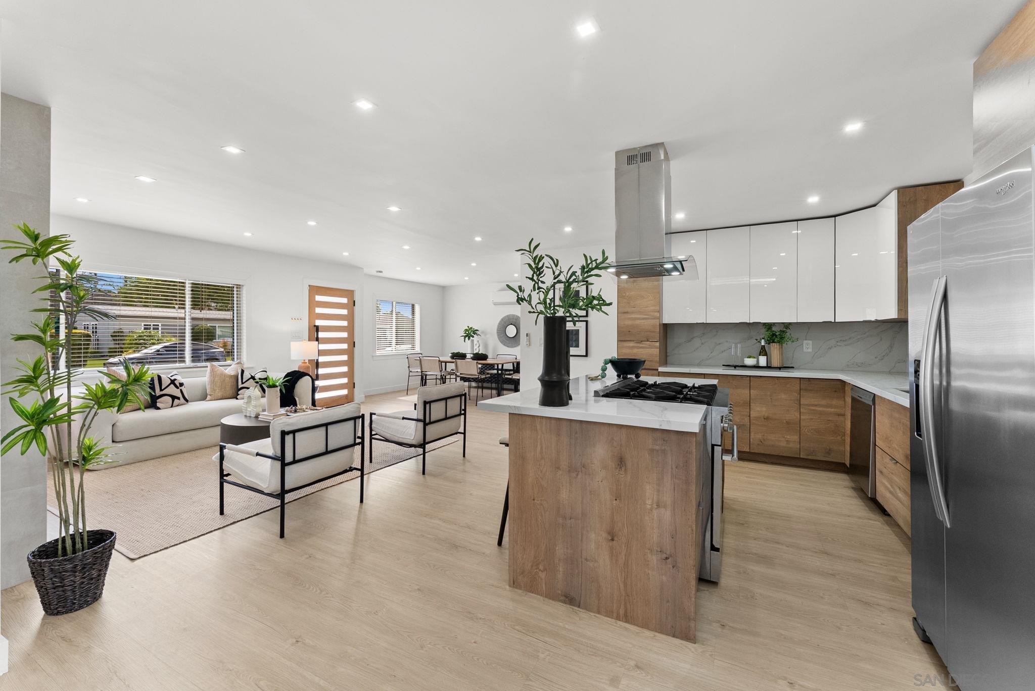 Detail Gallery Image 15 of 47 For 6844  Missy Court, San Diego,  CA 92115 - 6 Beds | 4/1 Baths