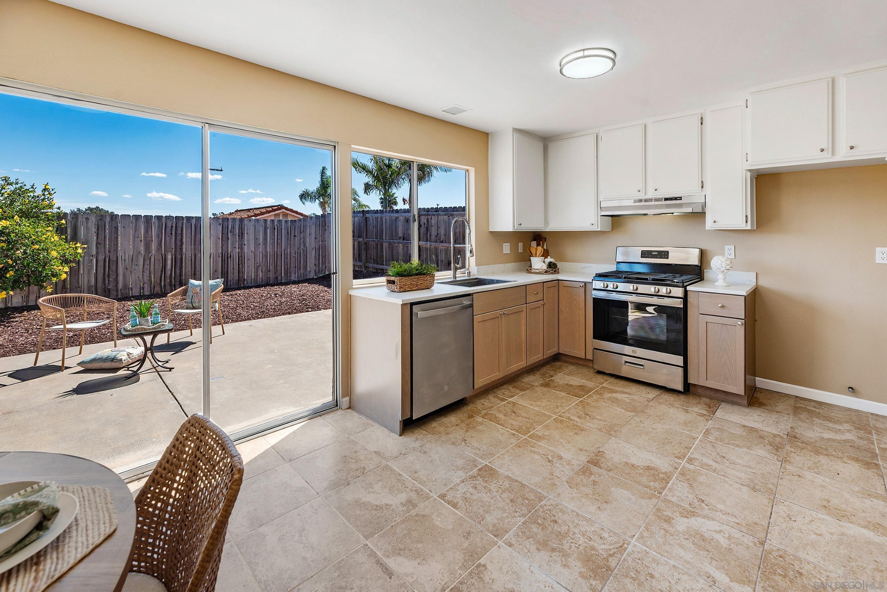 Detail Gallery Image 16 of 61 For 7427  Kamwood St, San Diego,  CA 92126 - 3 Beds | 2 Baths