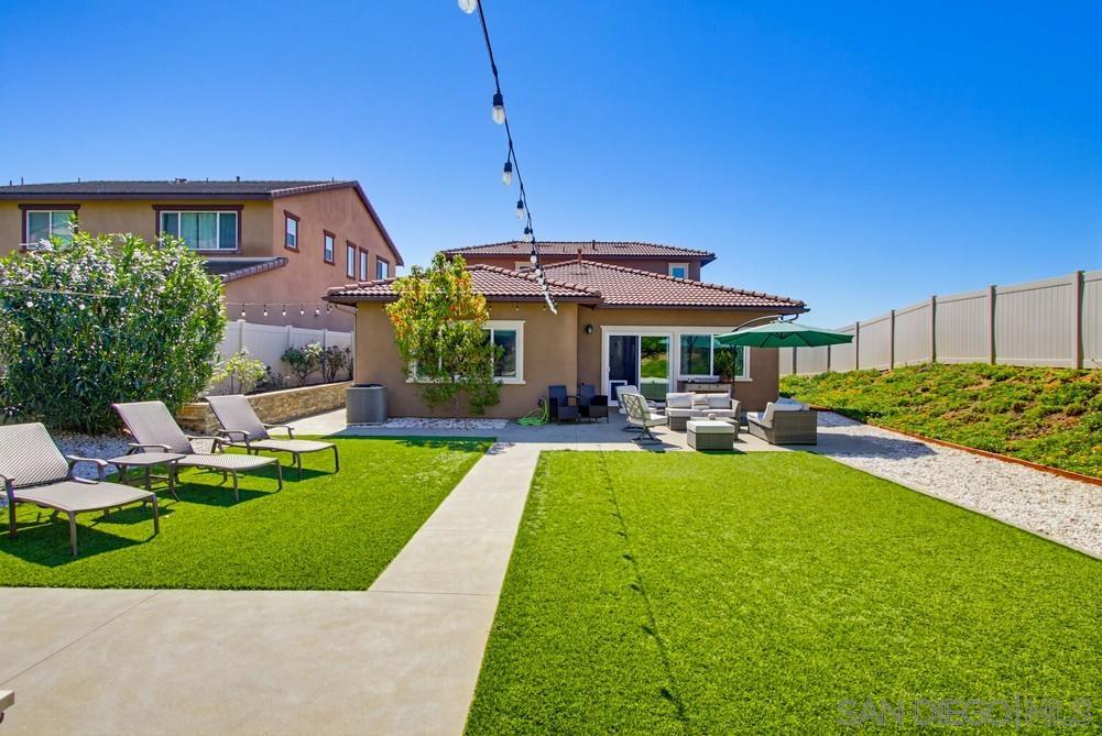 Detail Gallery Image 35 of 62 For 441  Ventasso Way, Fallbrook,  CA 92028 - 3 Beds | 3 Baths