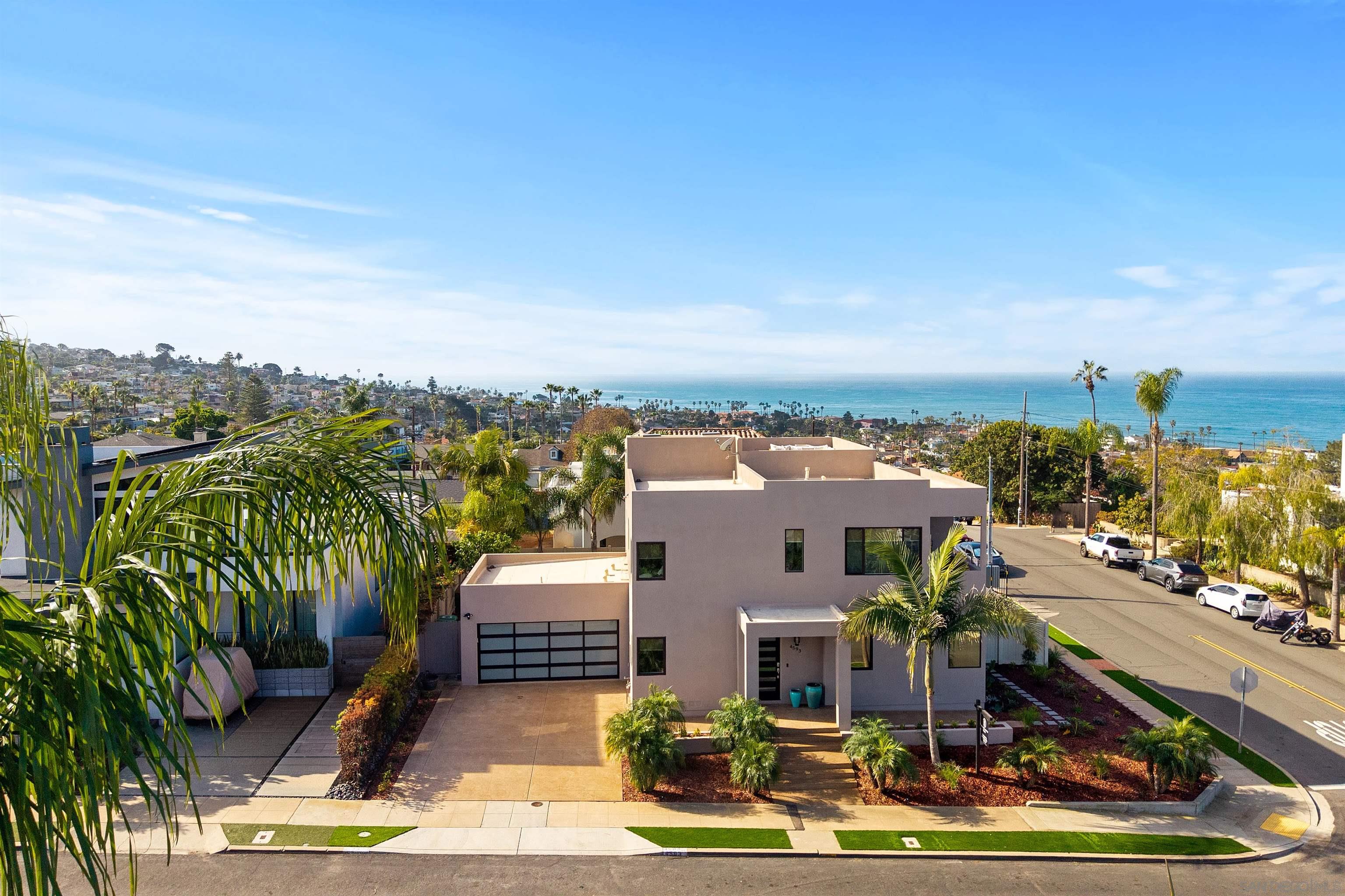 Detail Gallery Image 9 of 75 For 4593  Coronado Ave, San Diego,  CA 92107 - 4 Beds | 3 Baths