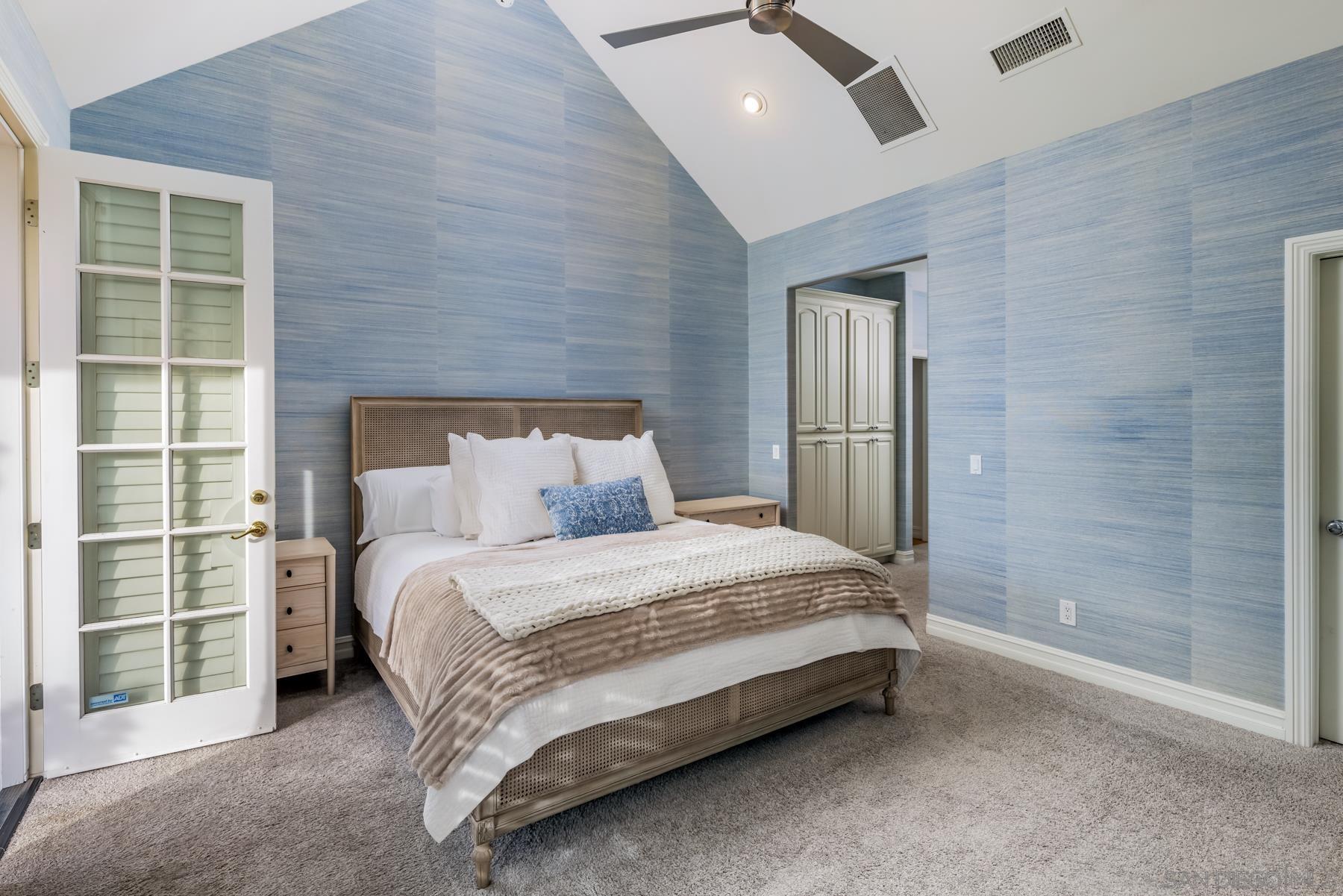 Detail Gallery Image 15 of 50 For 2035-41  Mango Glen, Vista,  CA 92084 - 6 Beds | 4/1 Baths