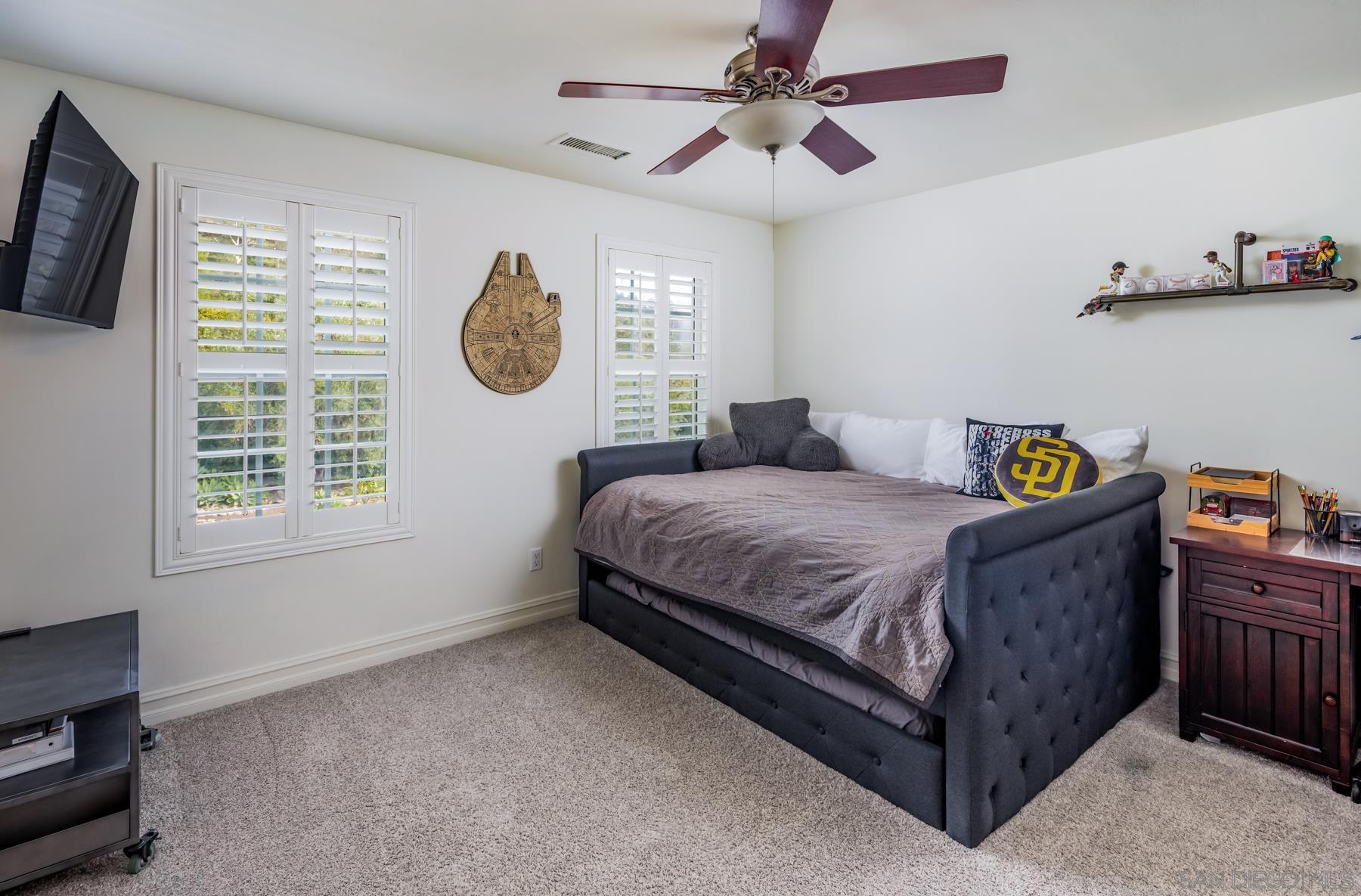 Detail Gallery Image 19 of 50 For 2035-41  Mango Glen, Vista,  CA 92084 - 6 Beds | 4/1 Baths