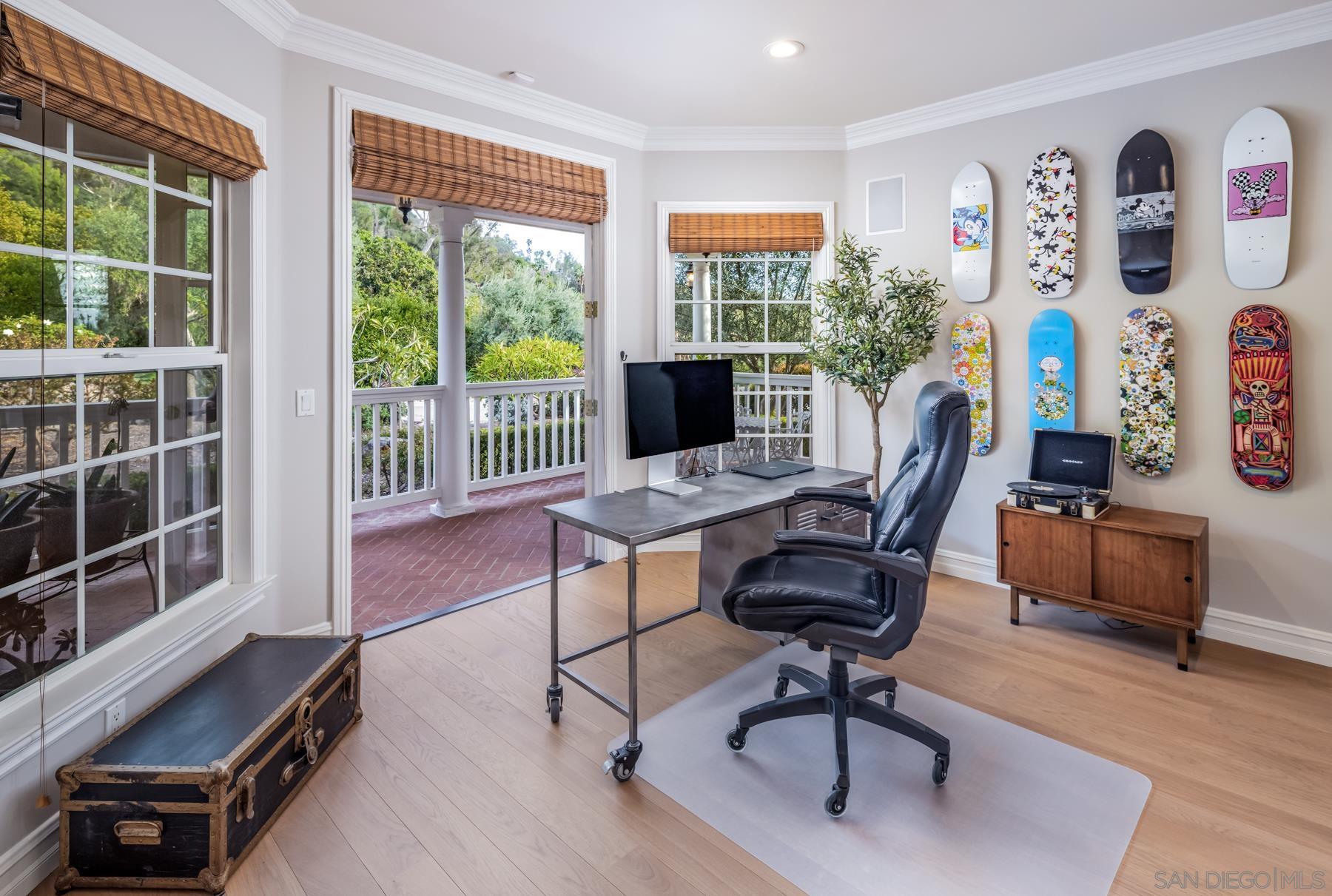 Detail Gallery Image 20 of 50 For 2035-41  Mango Glen, Vista,  CA 92084 - 6 Beds | 4/1 Baths