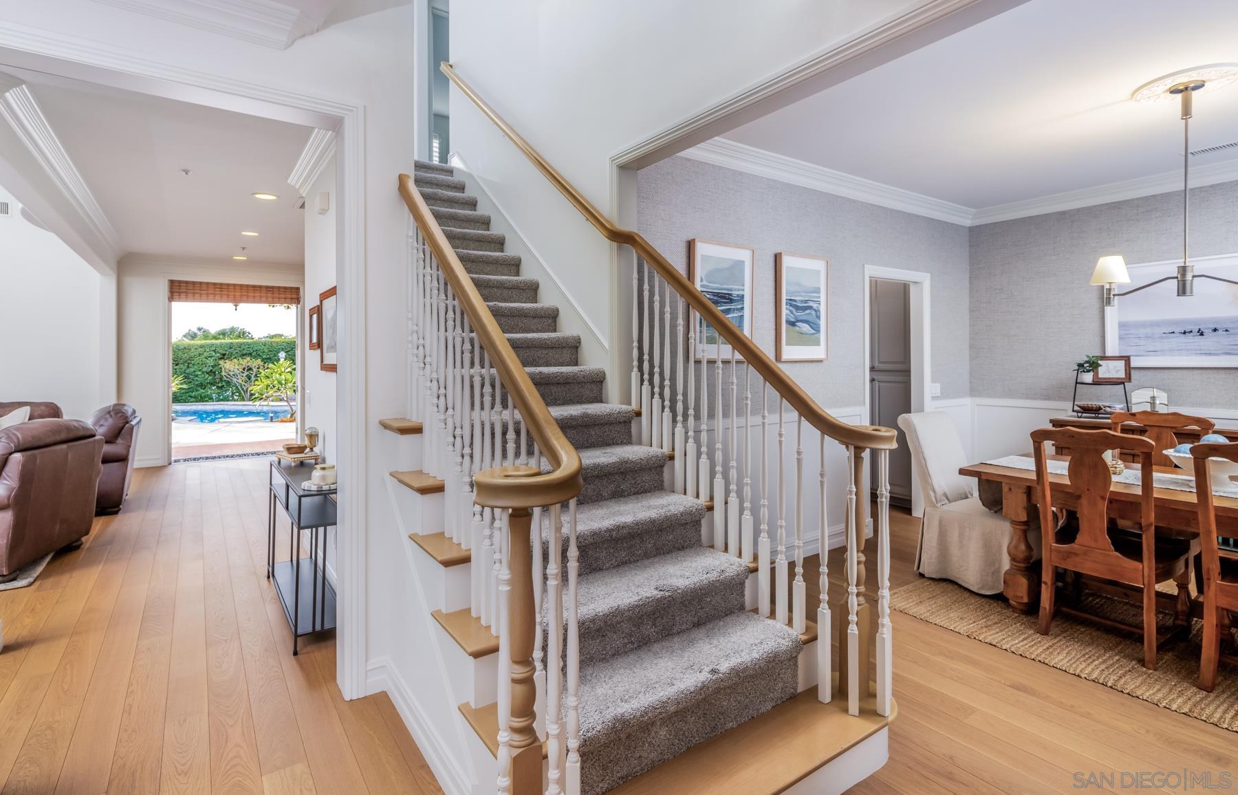 Detail Gallery Image 5 of 50 For 2035-41  Mango Glen, Vista,  CA 92084 - 6 Beds | 4/1 Baths