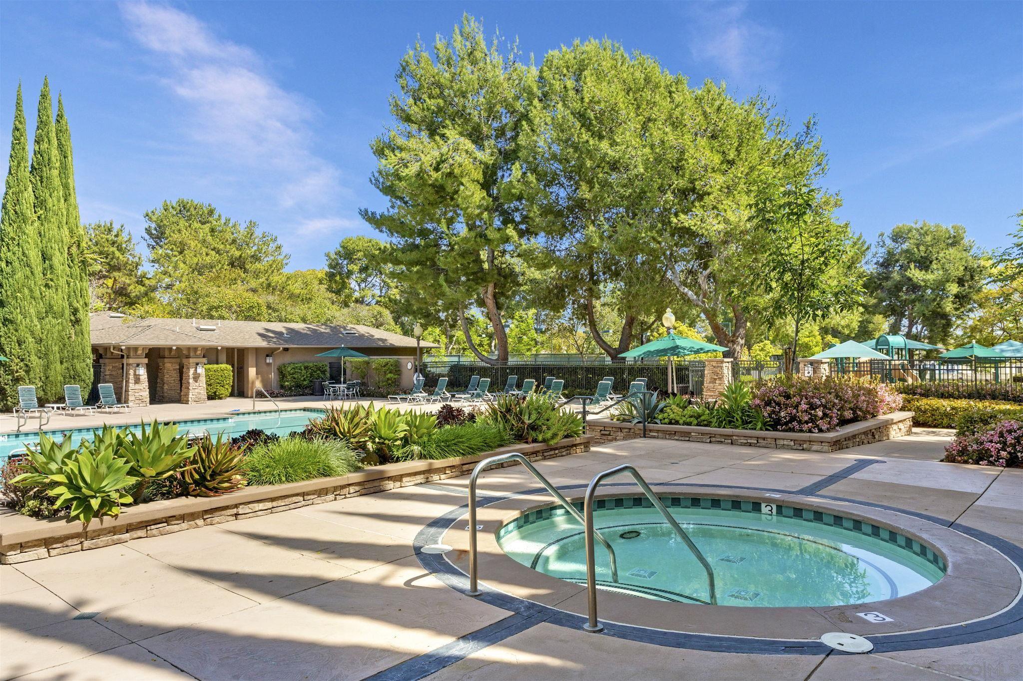 Detail Gallery Image 43 of 51 For 9715  Stonecrest Blvd, San Diego,  CA 92123 - 3 Beds | 2/1 Baths