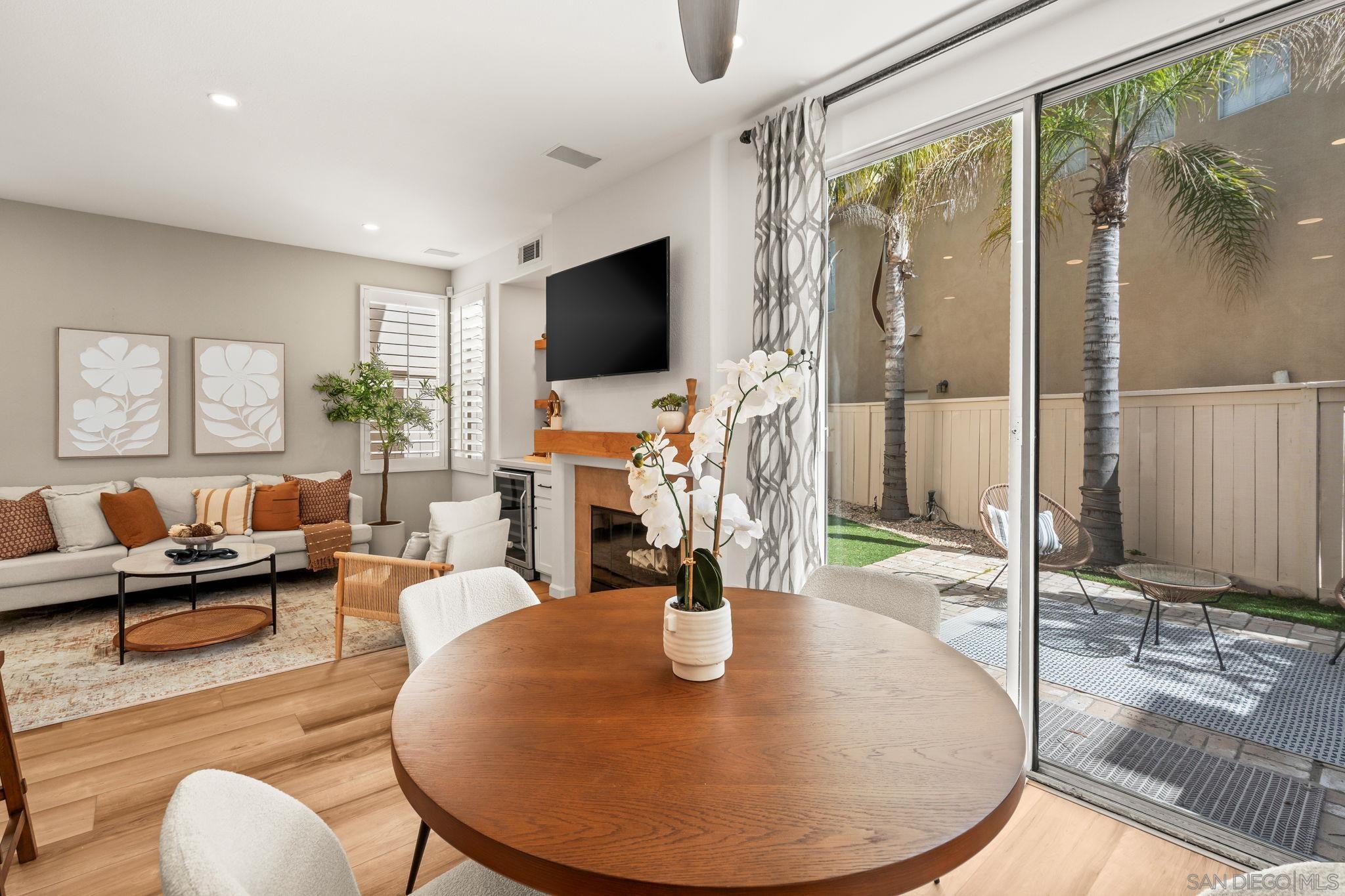 Detail Gallery Image 6 of 51 For 9715  Stonecrest Blvd, San Diego,  CA 92123 - 3 Beds | 2/1 Baths