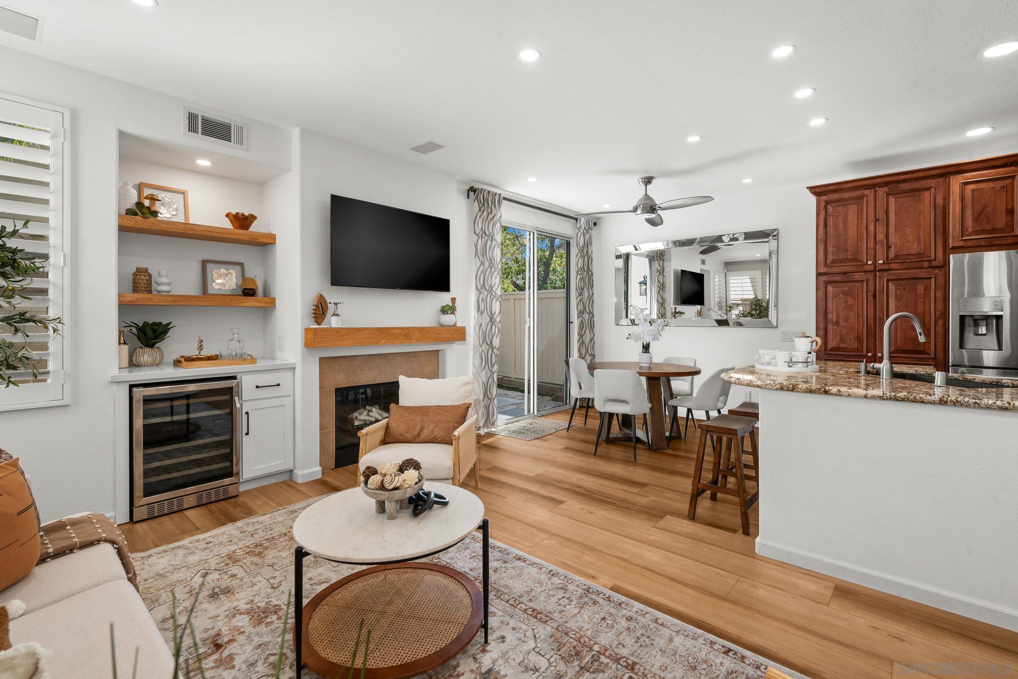 Detail Gallery Image 10 of 51 For 9715  Stonecrest Blvd, San Diego,  CA 92123 - 3 Beds | 2/1 Baths