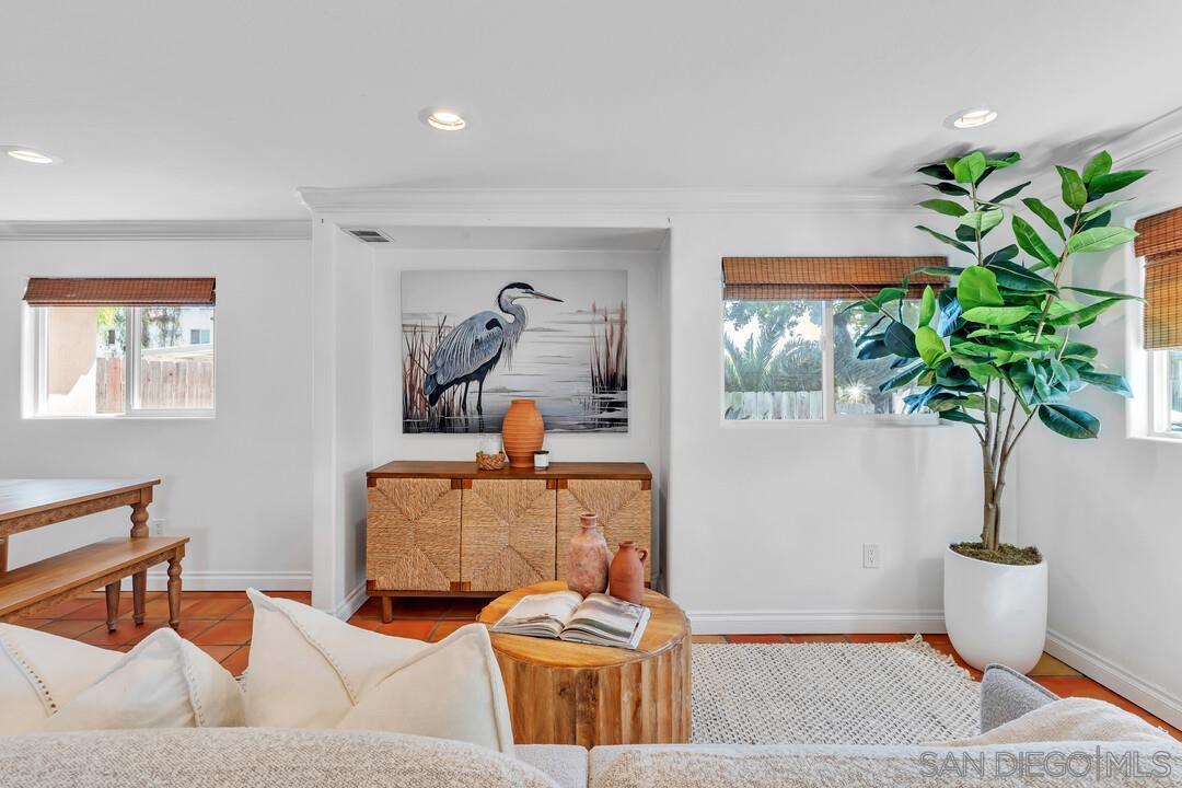 Detail Gallery Image 7 of 43 For 979  Connecticut, Imperial Beach,  CA 91932 - 3 Beds | 2 Baths