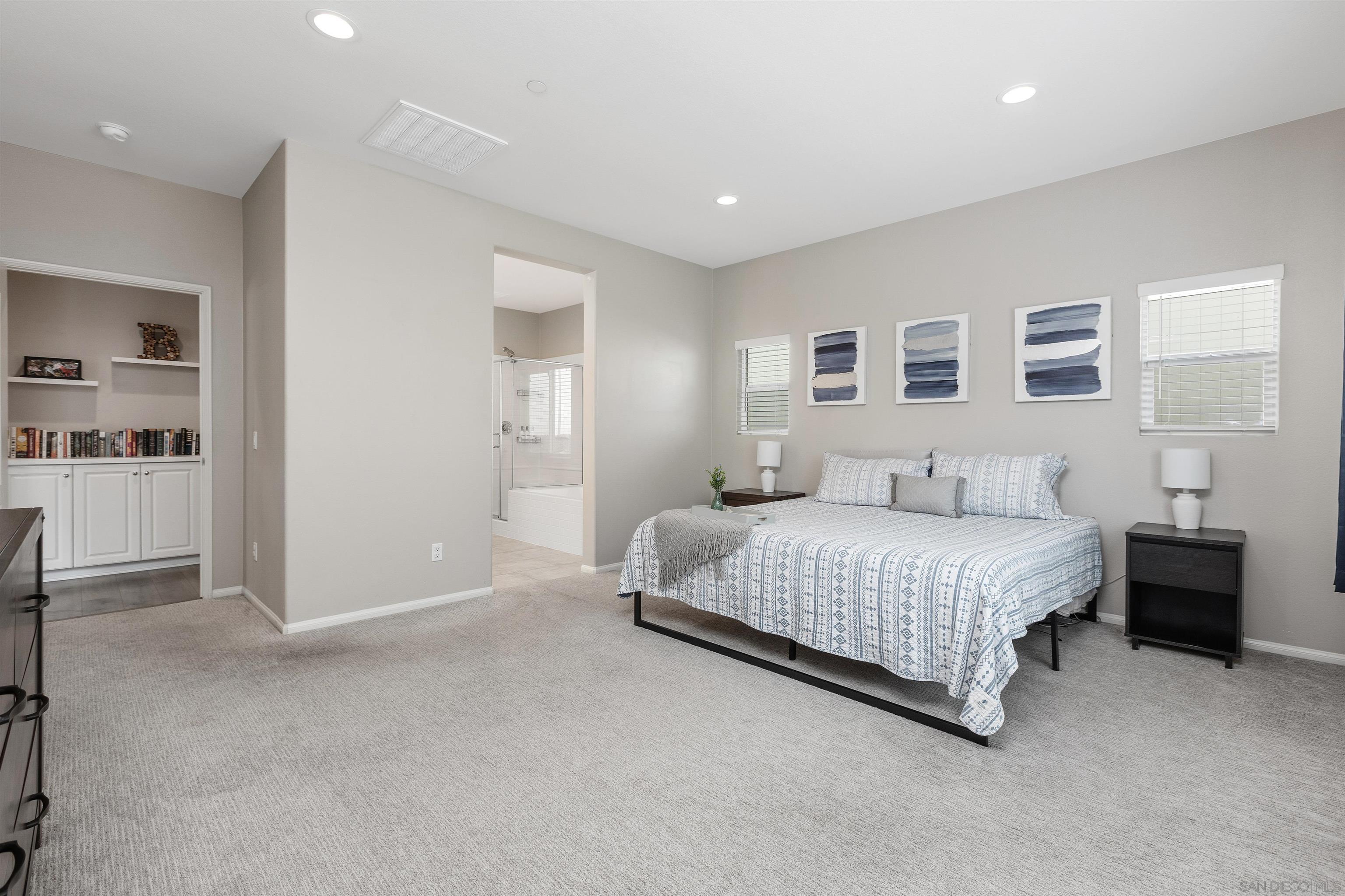 Detail Gallery Image 15 of 46 For 536  Ventasso Way, Fallbrook,  CA 92028 - 3 Beds | 3 Baths