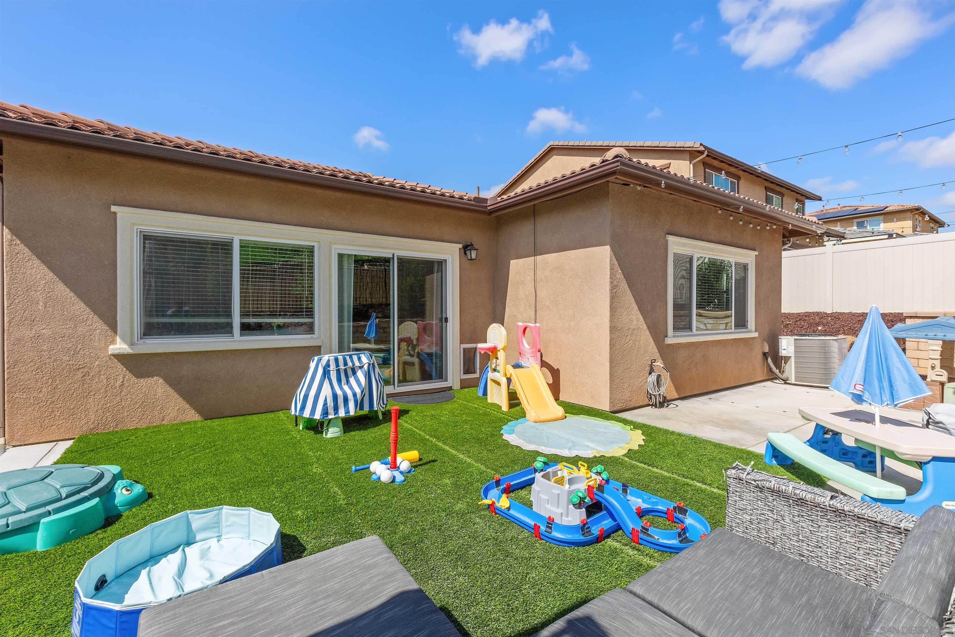 Detail Gallery Image 30 of 46 For 536  Ventasso Way, Fallbrook,  CA 92028 - 3 Beds | 3 Baths