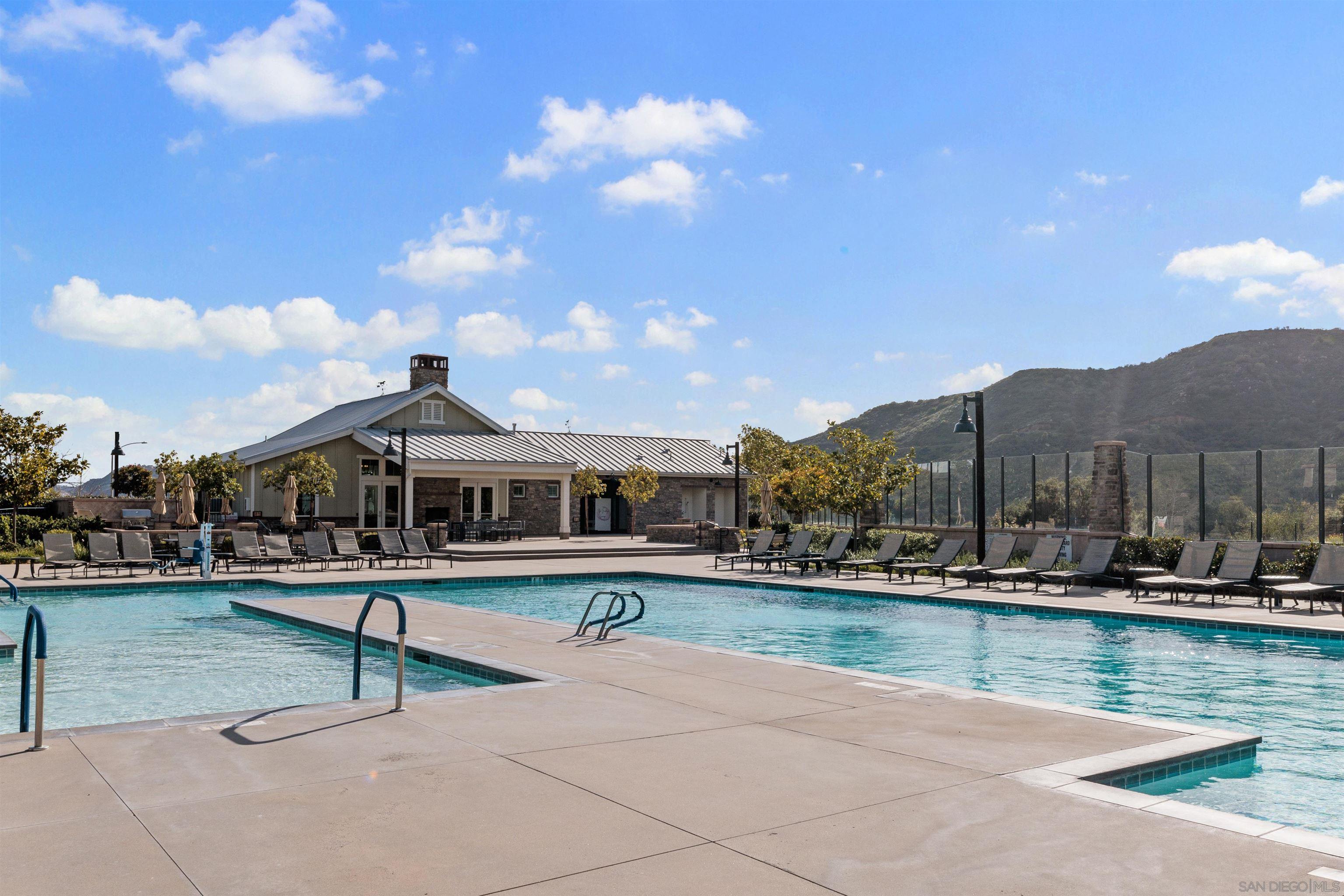 Detail Gallery Image 45 of 46 For 536  Ventasso Way, Fallbrook,  CA 92028 - 3 Beds | 3 Baths