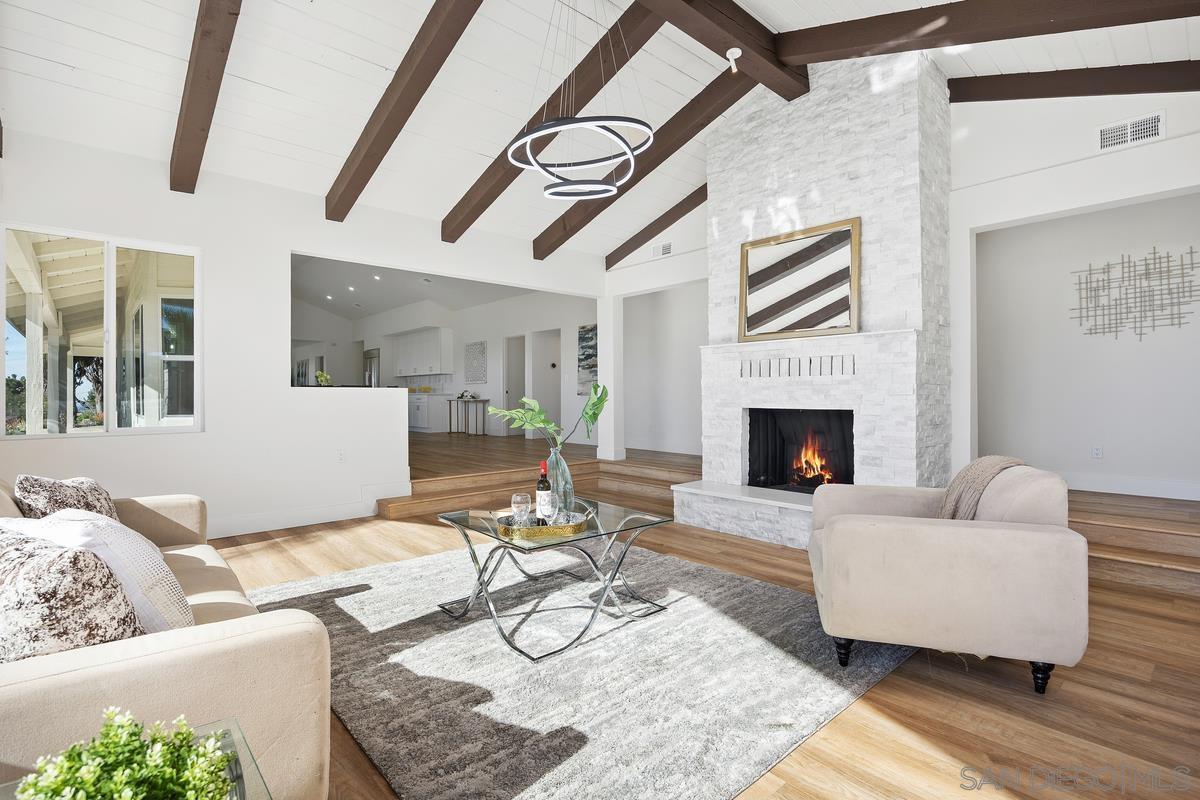 Detail Gallery Image 16 of 56 For 1112  Starview Dr, Vista,  CA 92084 - 7 Beds | 4/1 Baths