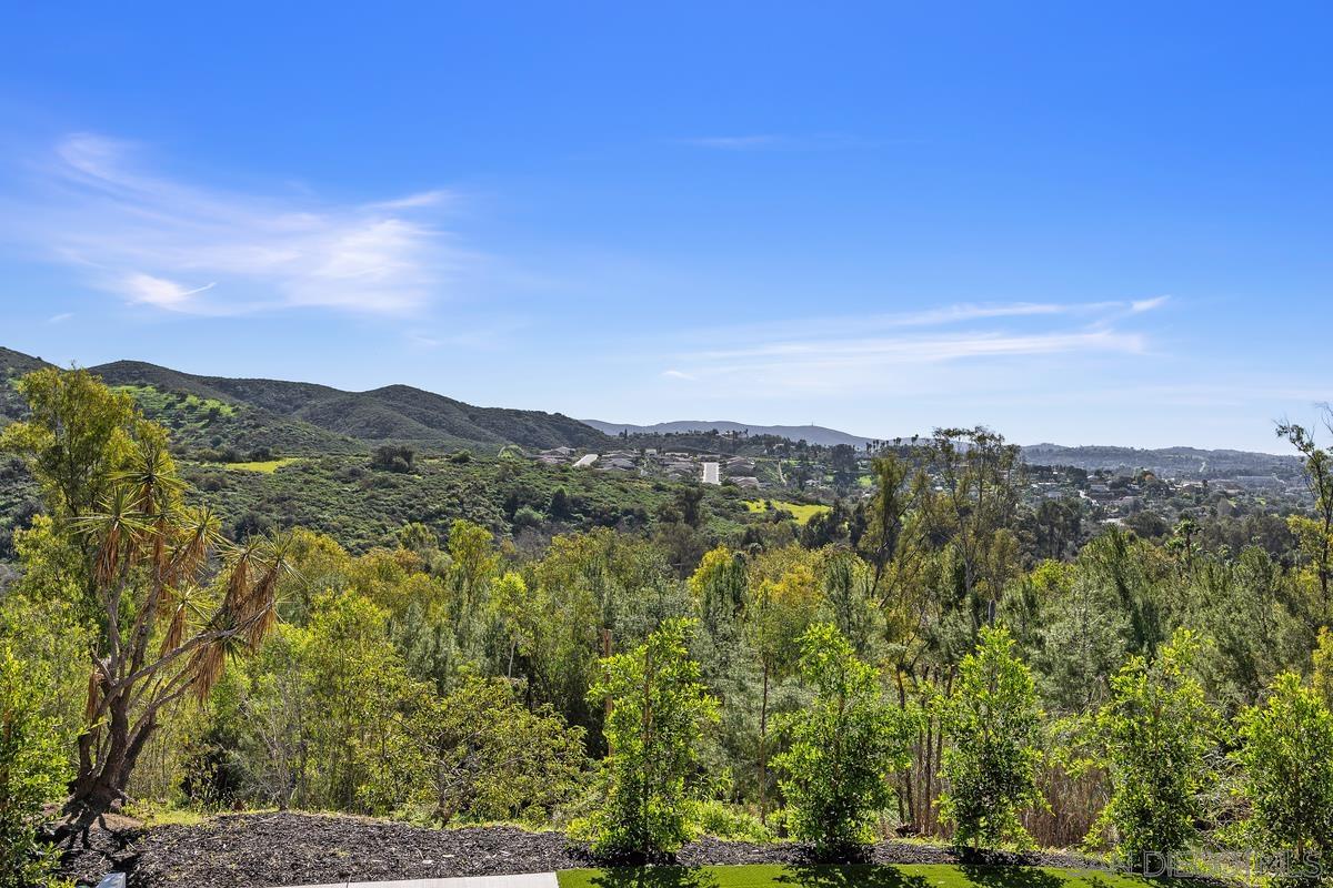 Detail Gallery Image 35 of 56 For 1112  Starview Dr, Vista,  CA 92084 - 7 Beds | 4/1 Baths