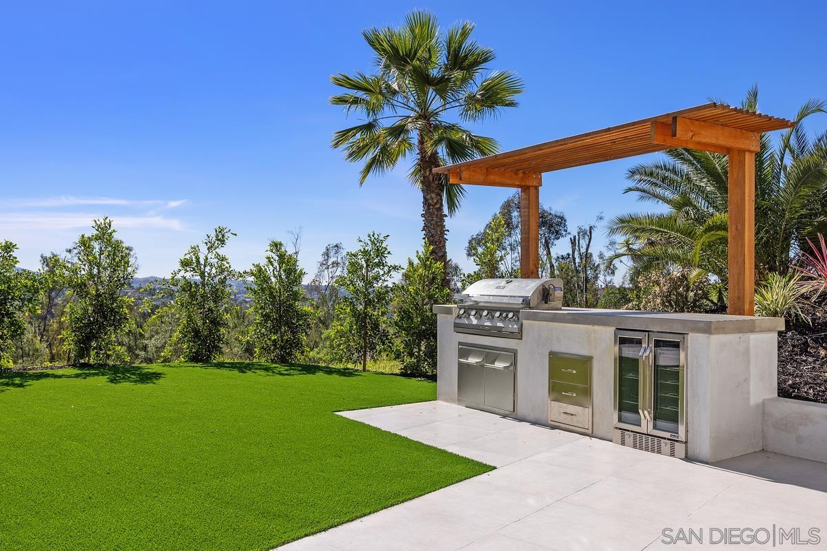 Detail Gallery Image 39 of 56 For 1112  Starview Dr, Vista,  CA 92084 - 7 Beds | 4/1 Baths