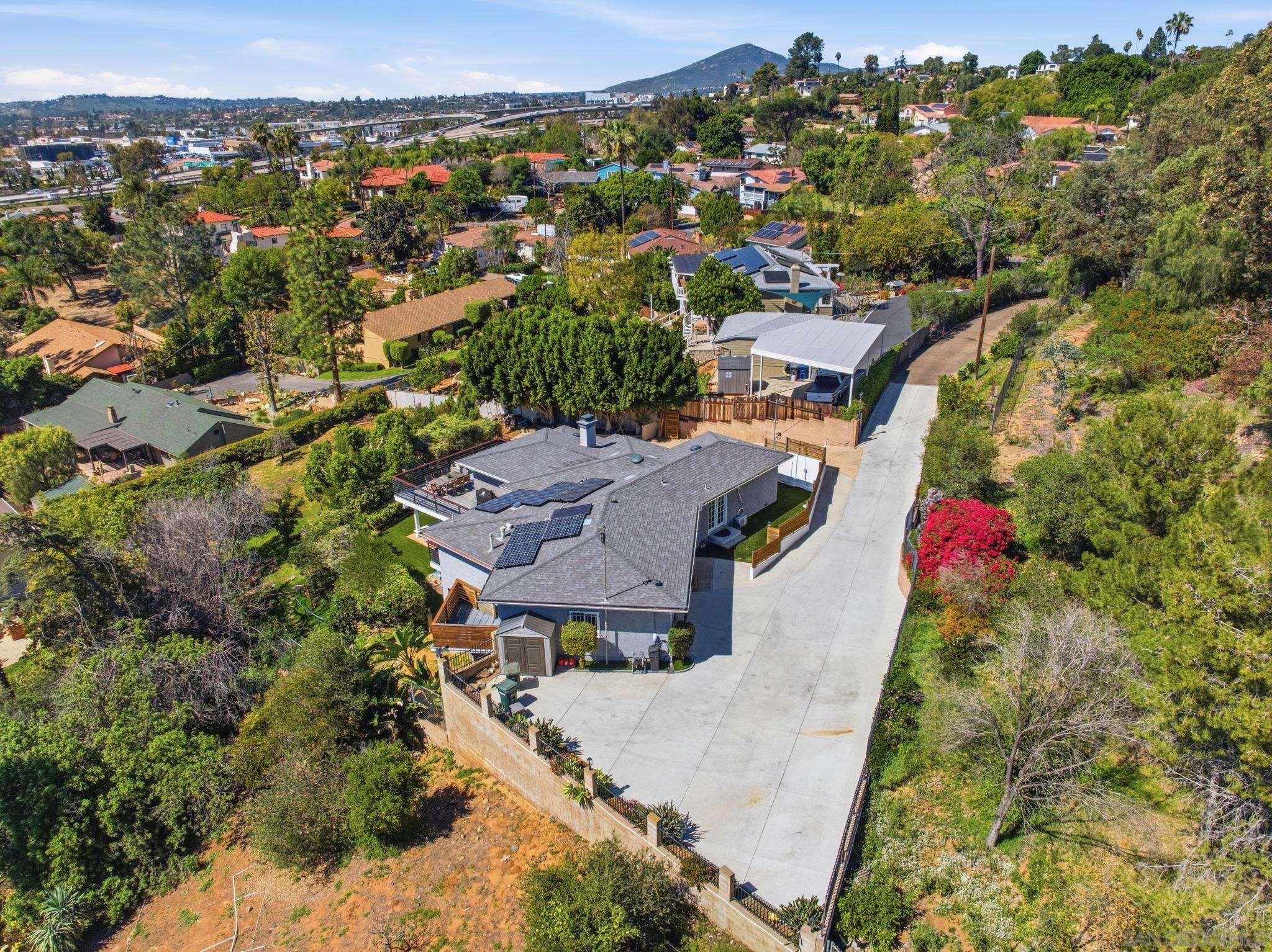 Detail Gallery Image 4 of 69 For 9257  Dillon Dr, La Mesa,  CA 91941 - 4 Beds | 2/1 Baths