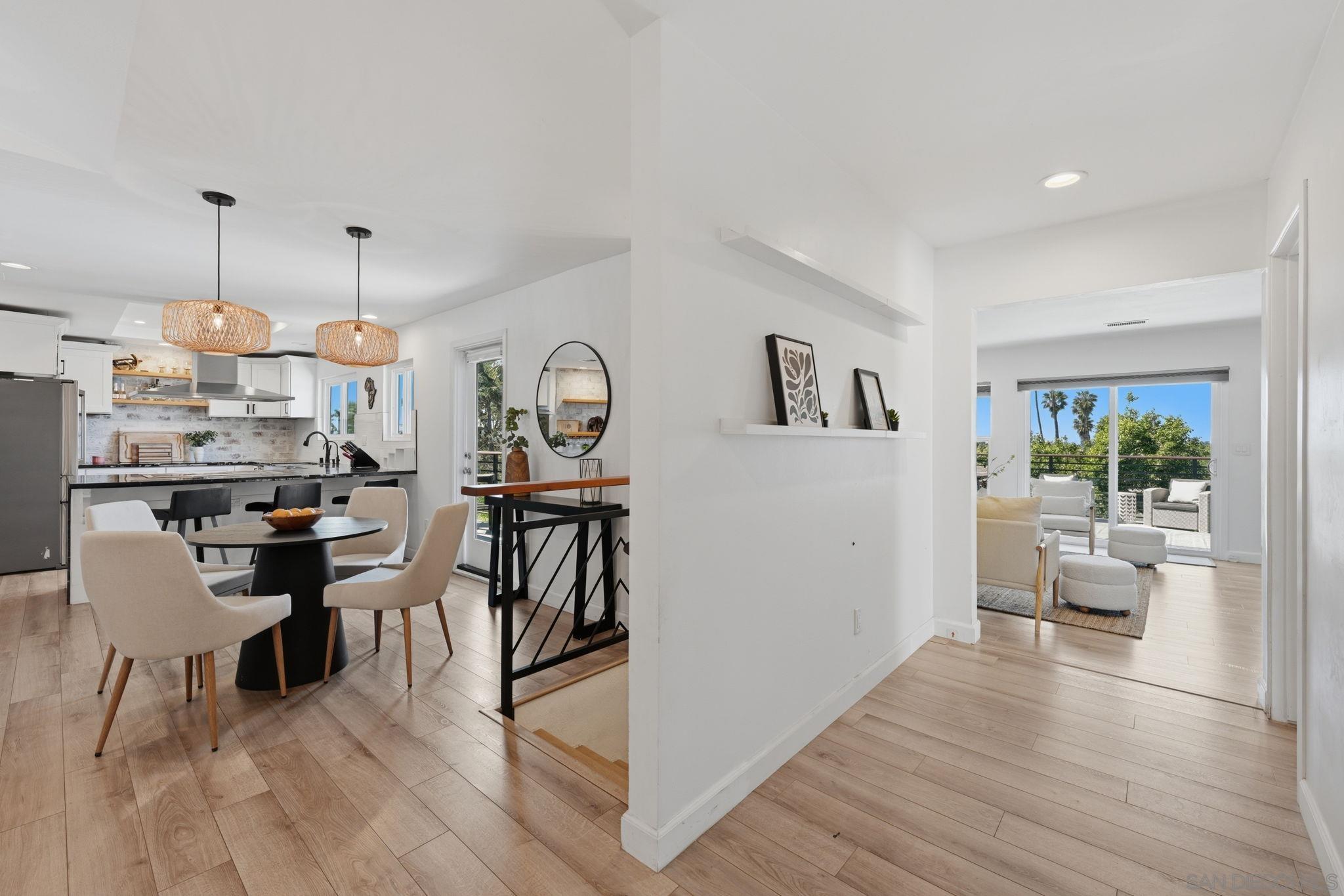 Detail Gallery Image 9 of 69 For 9257  Dillon Dr, La Mesa,  CA 91941 - 4 Beds | 2/1 Baths