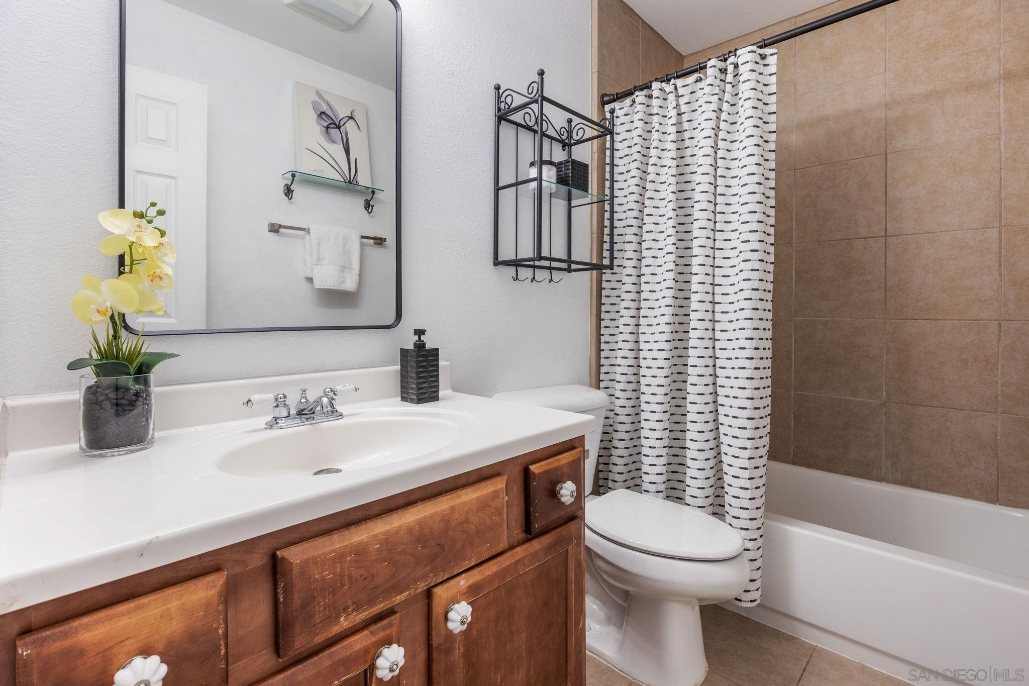 Detail Gallery Image 20 of 26 For 4127  38th  #1,  San Diego,  CA 92105 - 2 Beds | 2 Baths