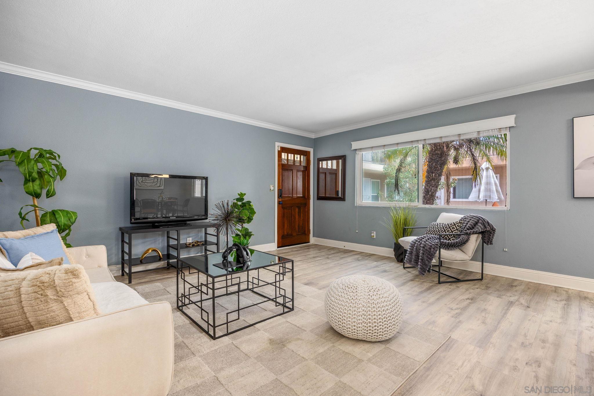 Detail Gallery Image 8 of 26 For 4127  38th  #1,  San Diego,  CA 92105 - 2 Beds | 2 Baths