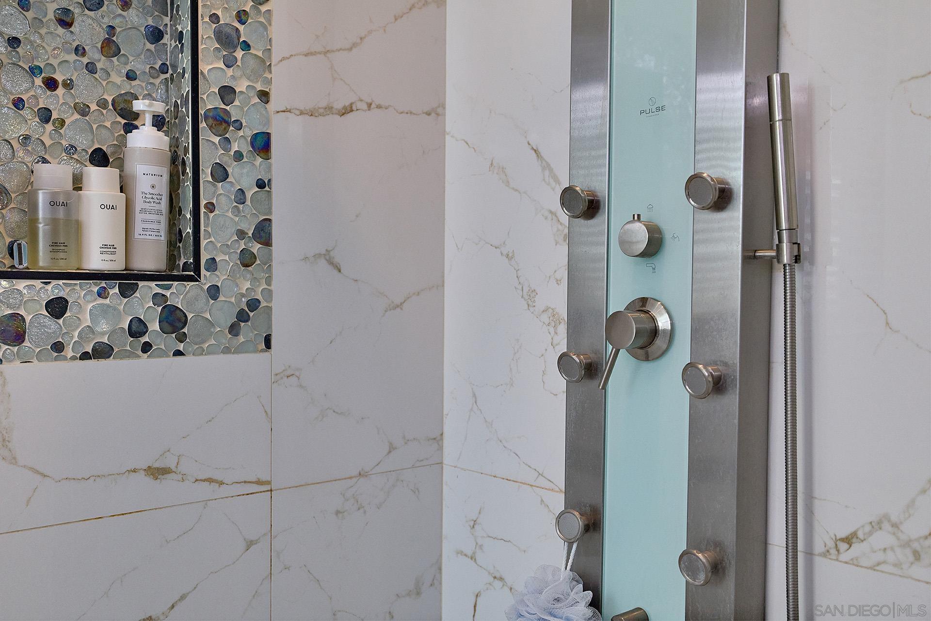 Detail Gallery Image 18 of 39 For 3402  Filoli Cir, Carlsbad,  CA 92009 - 3 Beds | 3/1 Baths