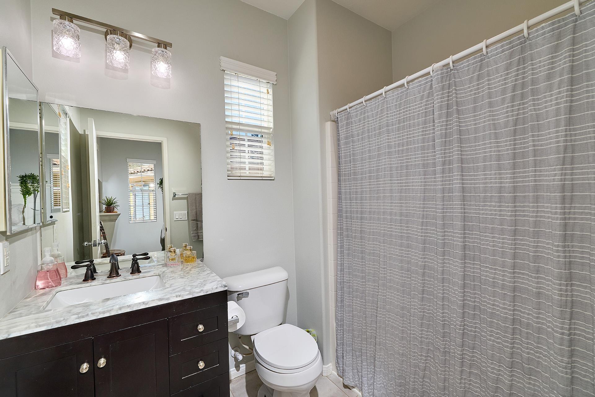 Detail Gallery Image 22 of 39 For 3402  Filoli Cir, Carlsbad,  CA 92009 - 3 Beds | 3/1 Baths