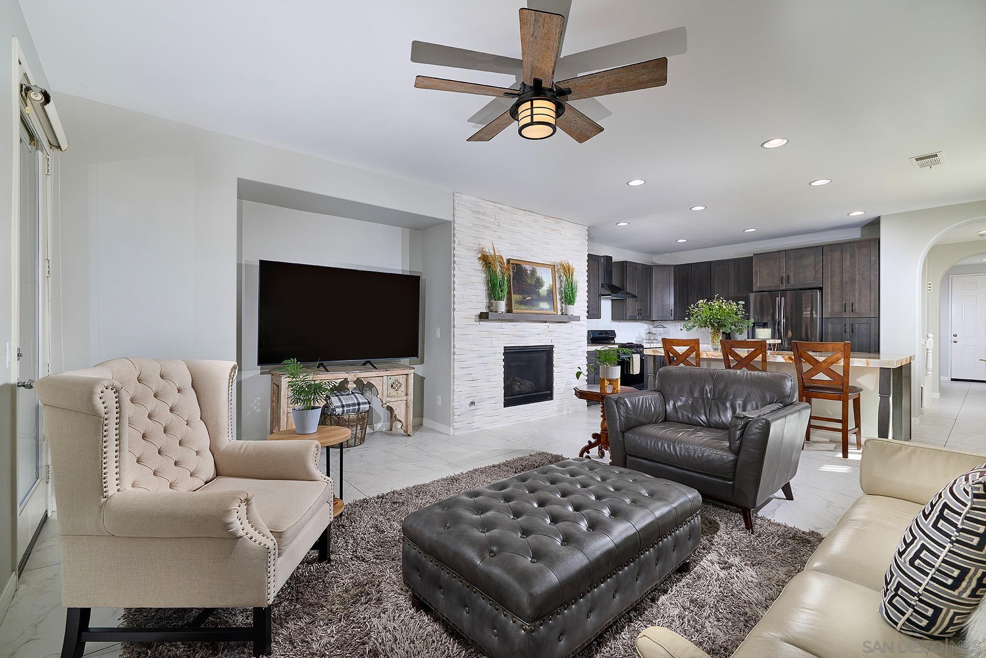 Detail Gallery Image 5 of 39 For 3402  Filoli Cir, Carlsbad,  CA 92009 - 3 Beds | 3/1 Baths