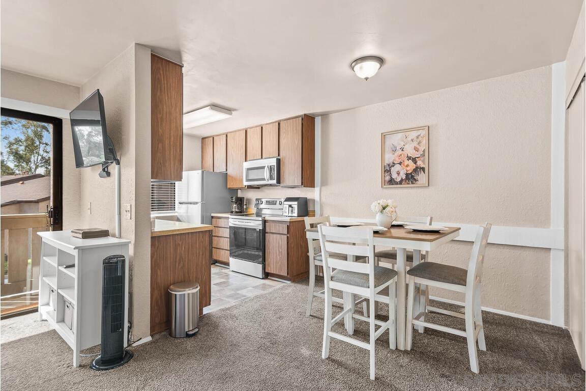 Detail Gallery Image 11 of 30 For 10332  Caminito Aralia  #109,  San Diego,  CA 92131 - 1 Beds | 1 Baths