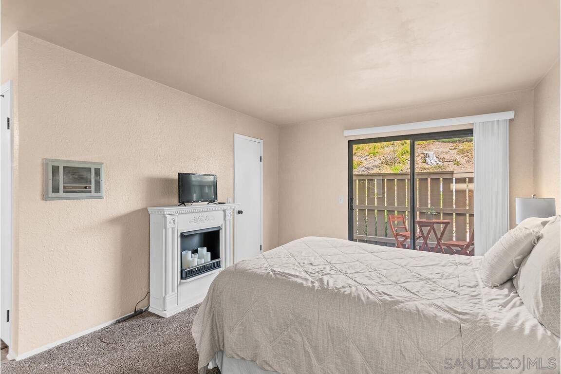 Detail Gallery Image 17 of 30 For 10332  Caminito Aralia  #109,  San Diego,  CA 92131 - 1 Beds | 1 Baths