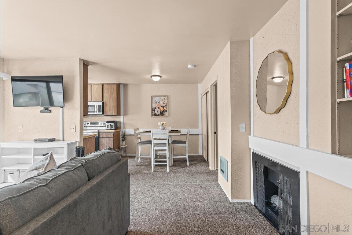 Detail Gallery Image 9 of 30 For 10332  Caminito Aralia  #109,  San Diego,  CA 92131 - 1 Beds | 1 Baths