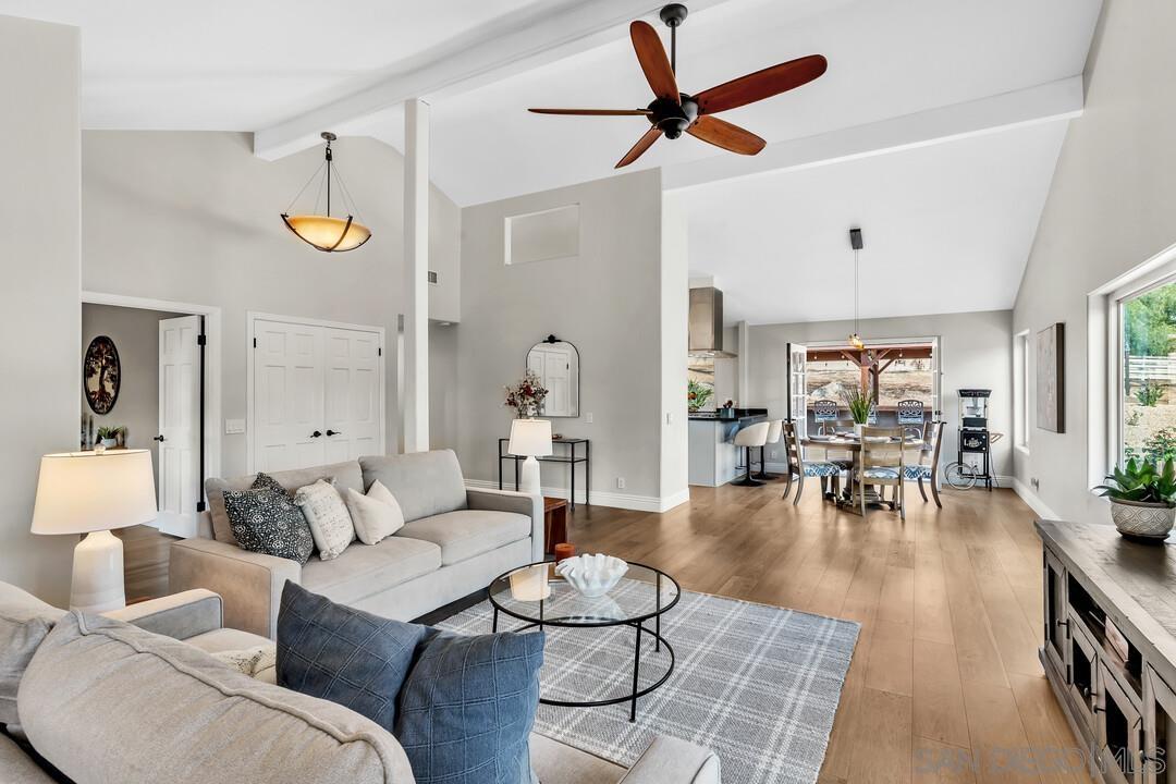 Detail Gallery Image 15 of 60 For 14930  Eastvale, Poway,  CA 92064 - 4 Beds | 2/1 Baths