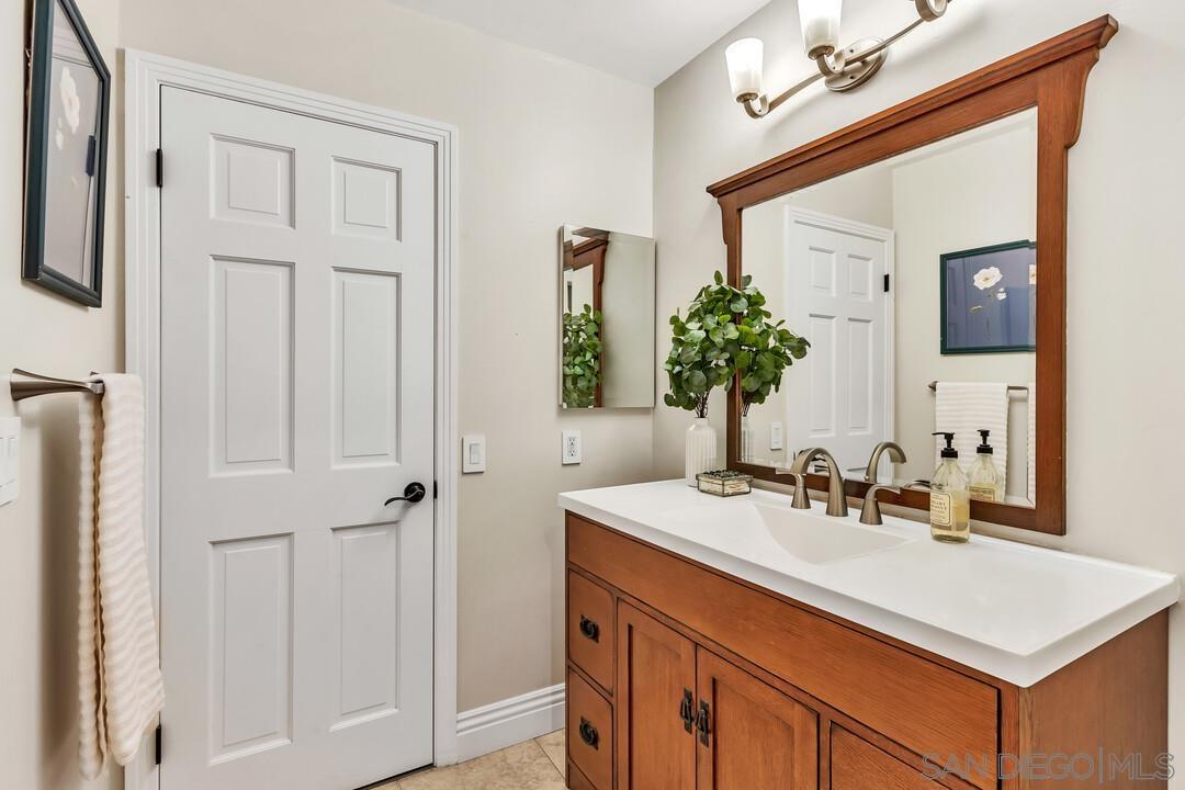 Detail Gallery Image 26 of 60 For 14930  Eastvale, Poway,  CA 92064 - 4 Beds | 2/1 Baths