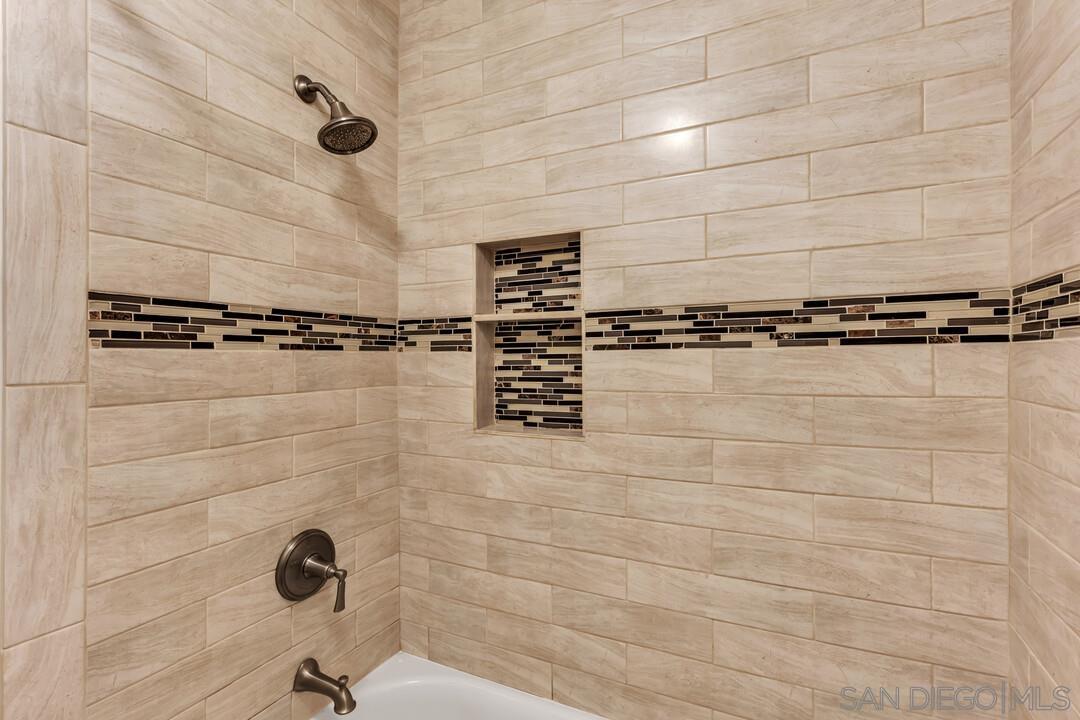 Detail Gallery Image 27 of 60 For 14930  Eastvale, Poway,  CA 92064 - 4 Beds | 2/1 Baths