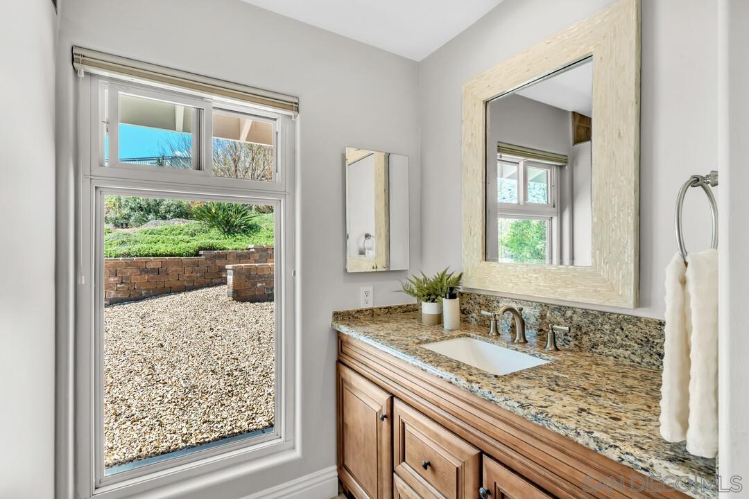 Detail Gallery Image 32 of 60 For 14930  Eastvale, Poway,  CA 92064 - 4 Beds | 2/1 Baths