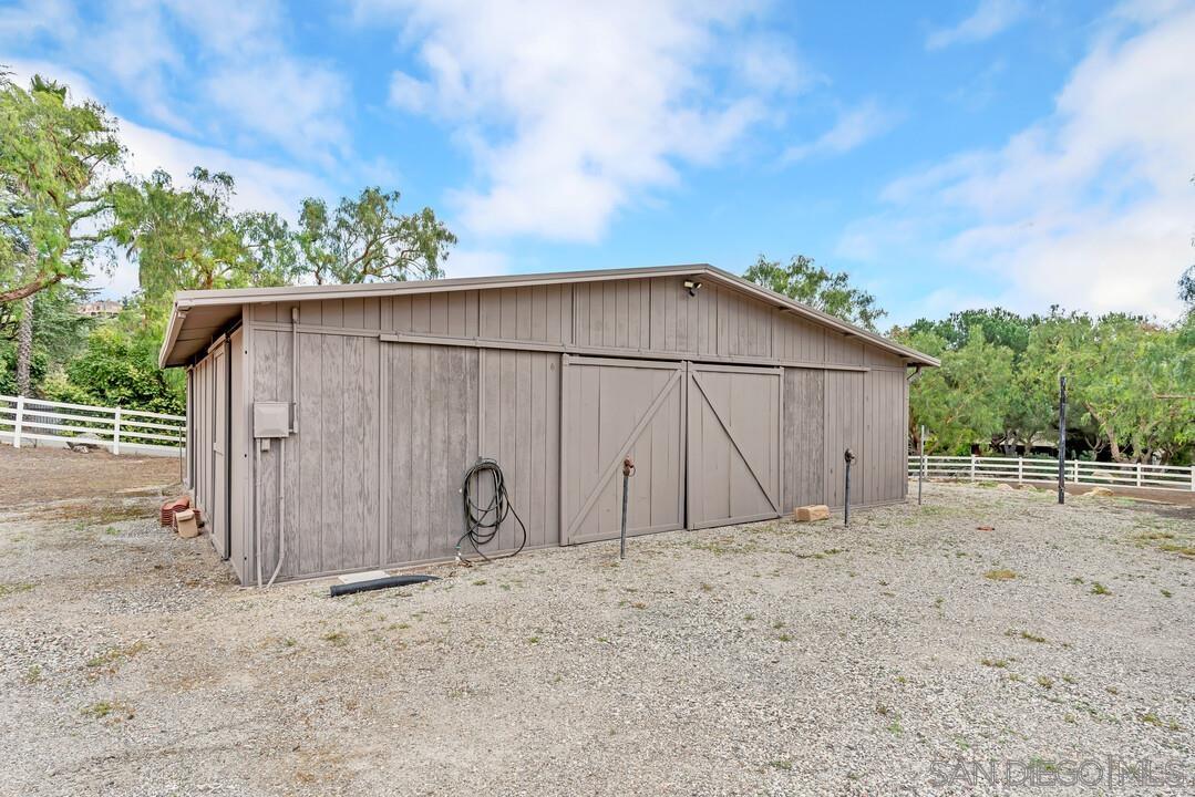 Detail Gallery Image 52 of 60 For 14930  Eastvale, Poway,  CA 92064 - 4 Beds | 2/1 Baths