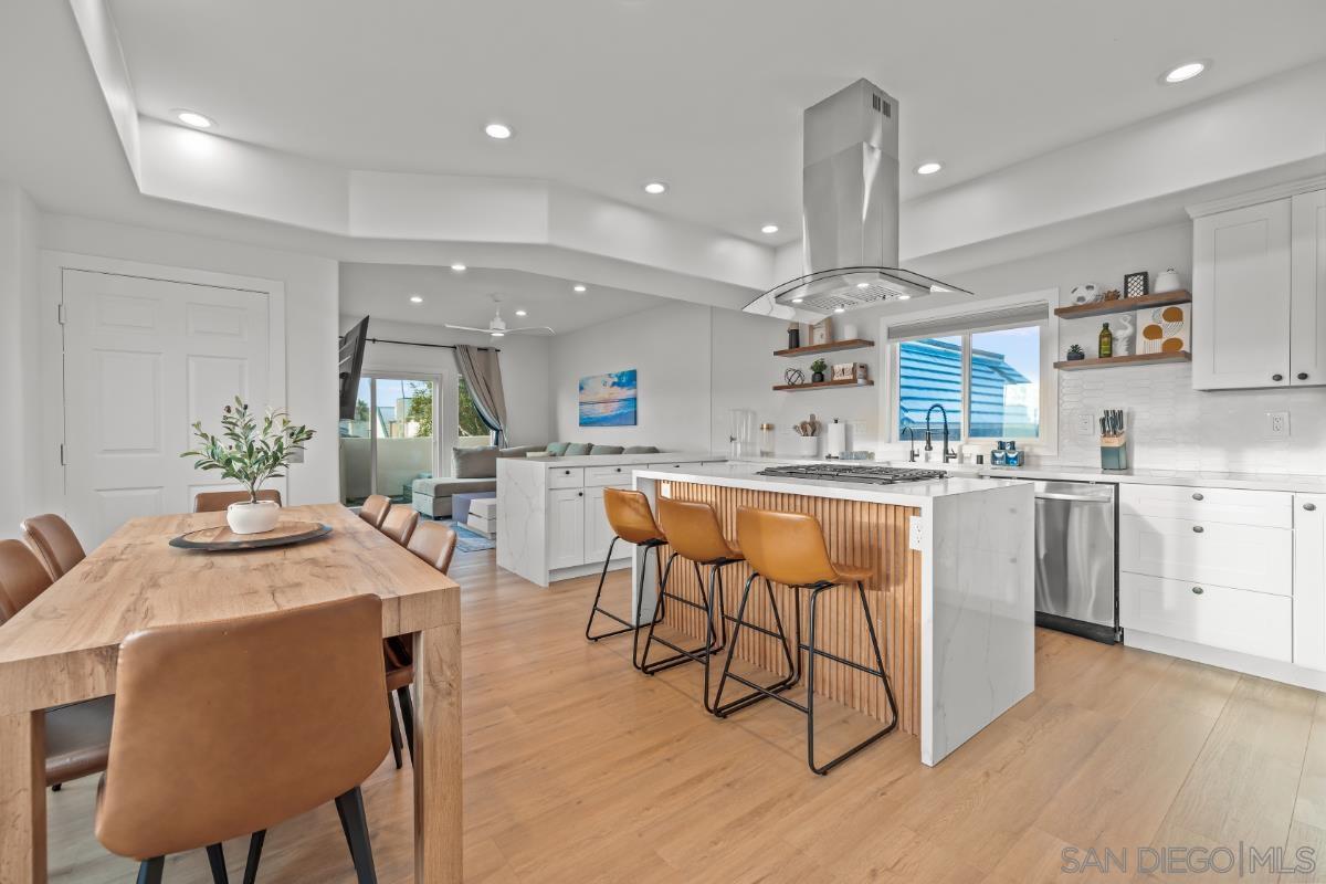 Front Image Thumbnail for SD260005784