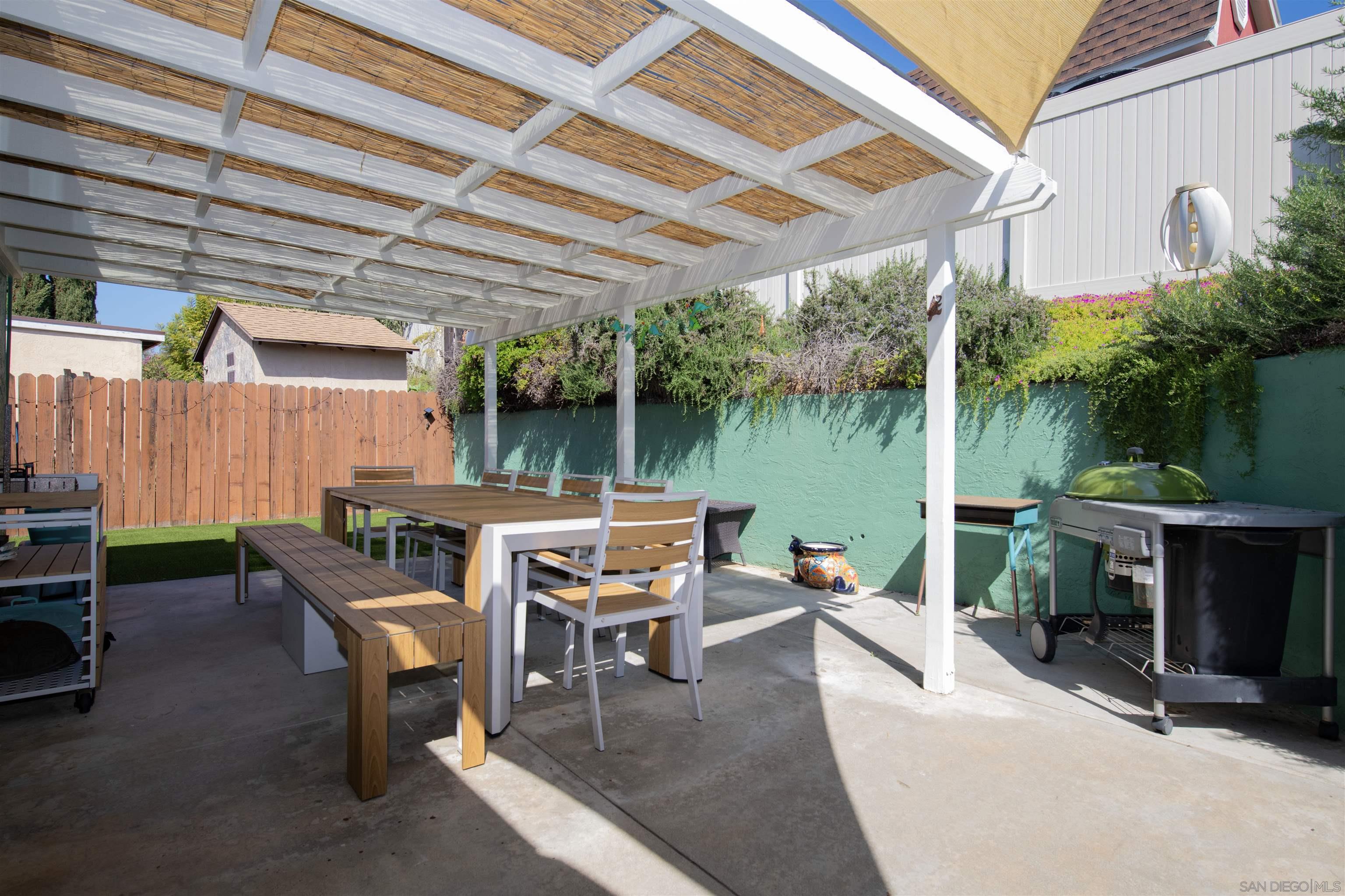 Detail Gallery Image 14 of 21 For 822  Laurelwood Ct, San Marcos,  CA 92069 - 3 Beds | 2 Baths