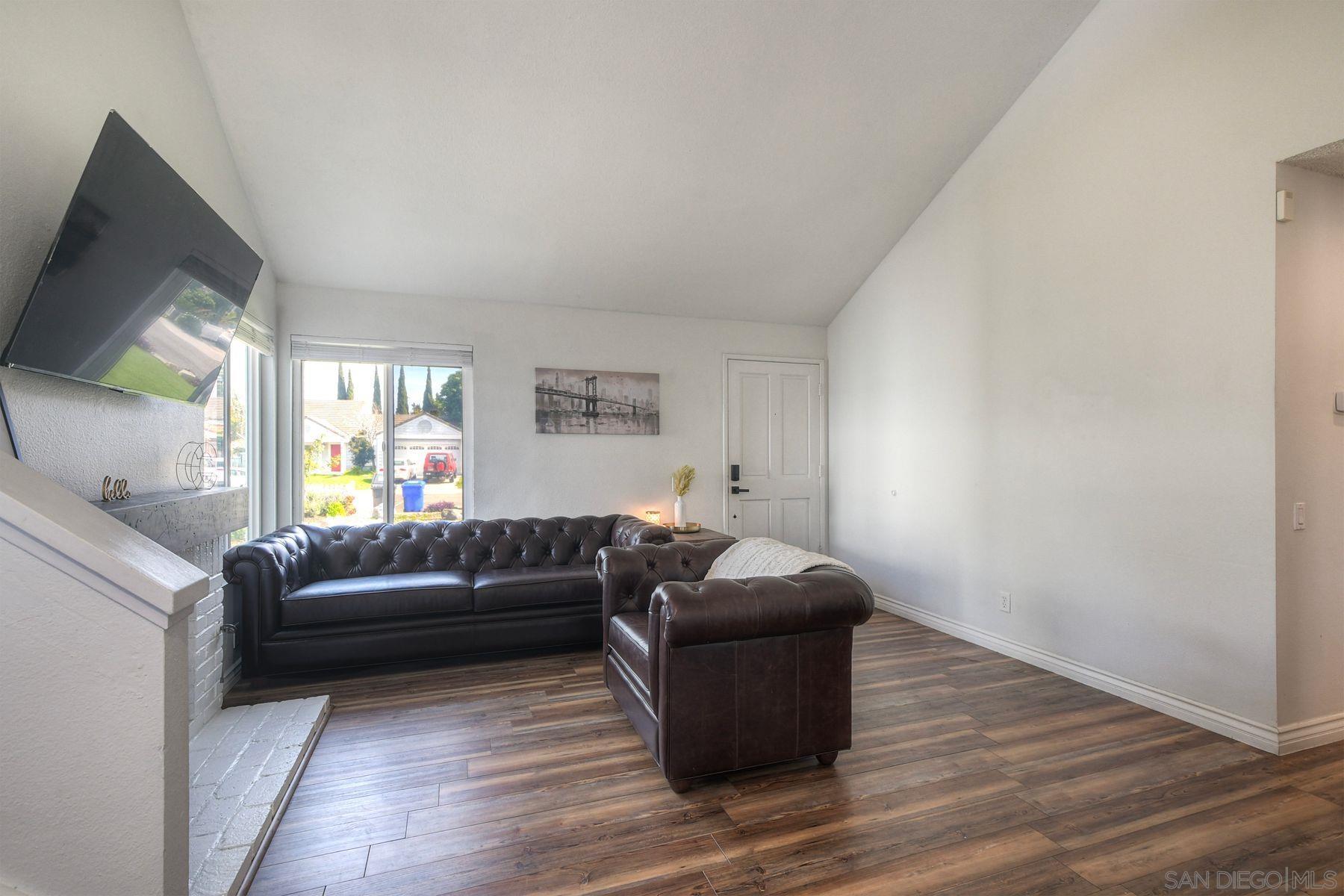 Detail Gallery Image 12 of 46 For 813  Sunningdale Dr, Oceanside,  CA 92057 - 3 Beds | 2 Baths