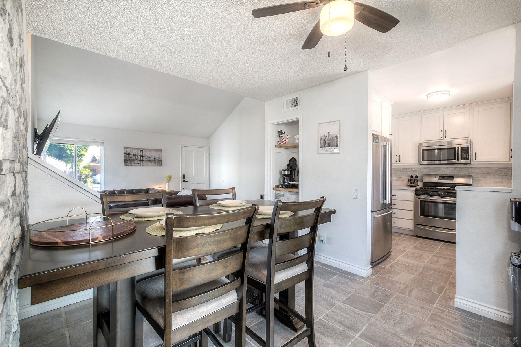 Detail Gallery Image 15 of 46 For 813  Sunningdale Dr, Oceanside,  CA 92057 - 3 Beds | 2 Baths