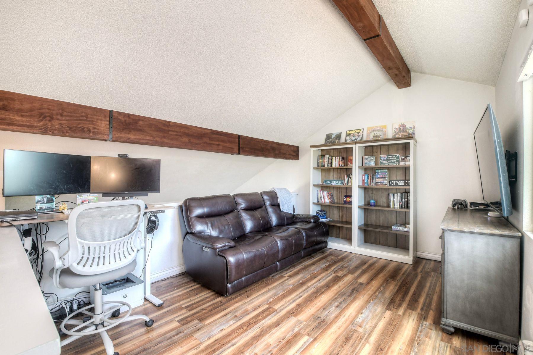 Detail Gallery Image 23 of 46 For 813  Sunningdale Dr, Oceanside,  CA 92057 - 3 Beds | 2 Baths