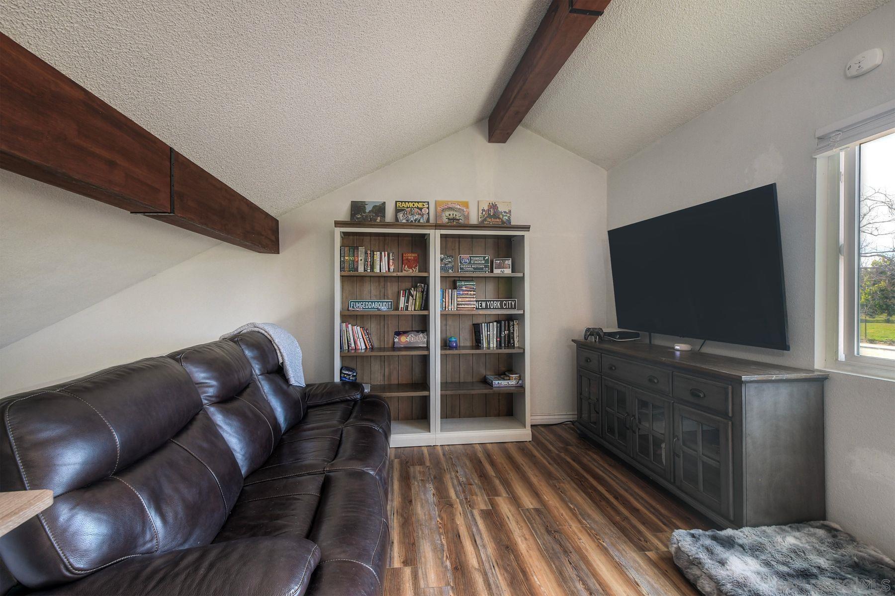 Detail Gallery Image 24 of 46 For 813  Sunningdale Dr, Oceanside,  CA 92057 - 3 Beds | 2 Baths