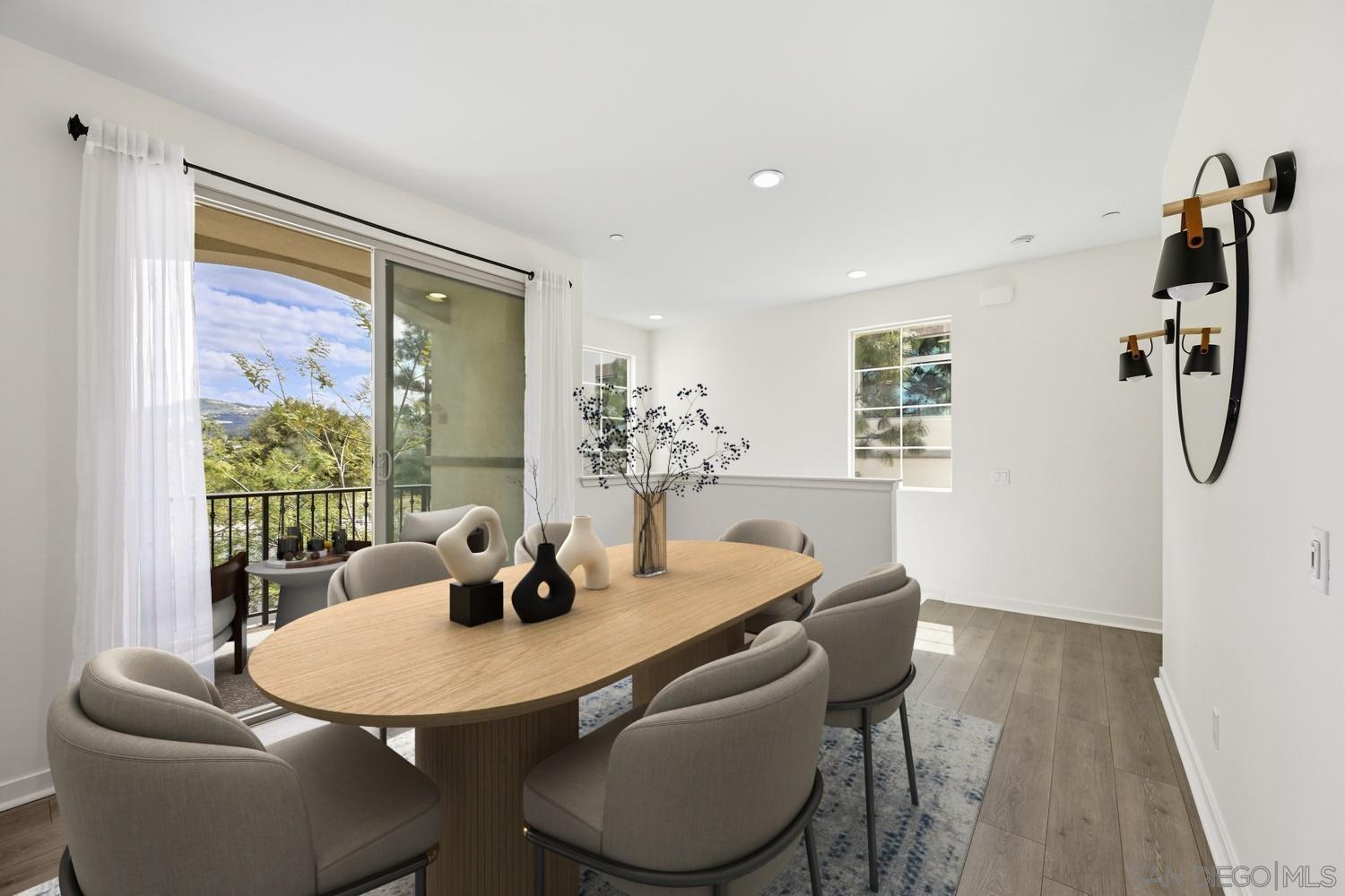 Detail Gallery Image 2 of 26 For 429  Lake Shore Way, Santee,  CA 92071 - 3 Beds | 2/1 Baths